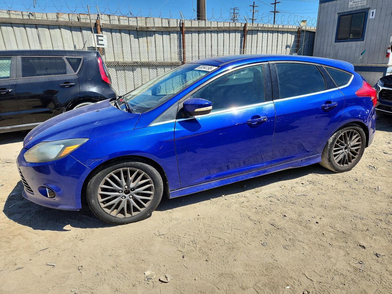 2013 Ford Focus Titanium Blue vin: 1FADP3N27DL363009