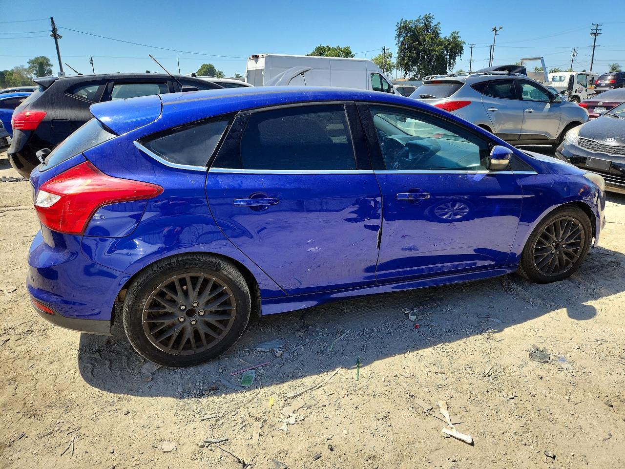 2013 Ford Focus Titanium Blue vin: 1FADP3N27DL363009