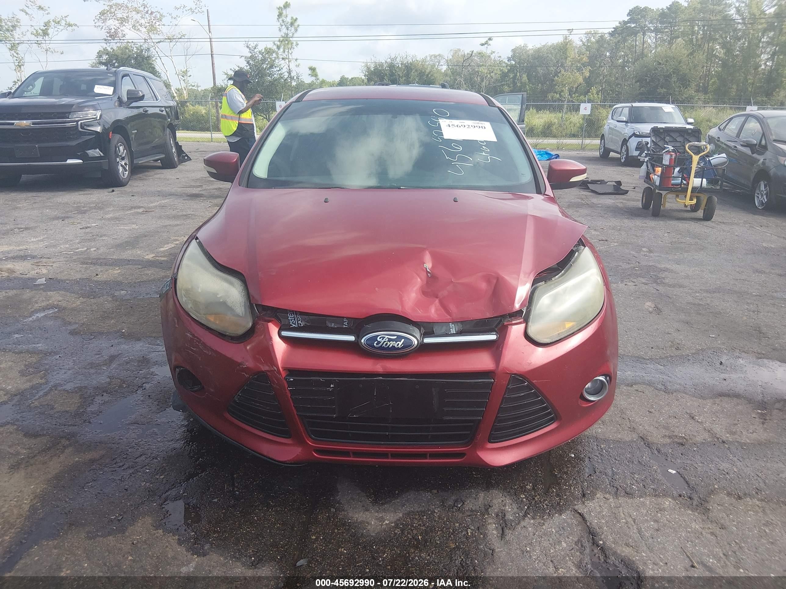 2014 Ford Focus Titanium Red vin: 1FADP3N27EL104473