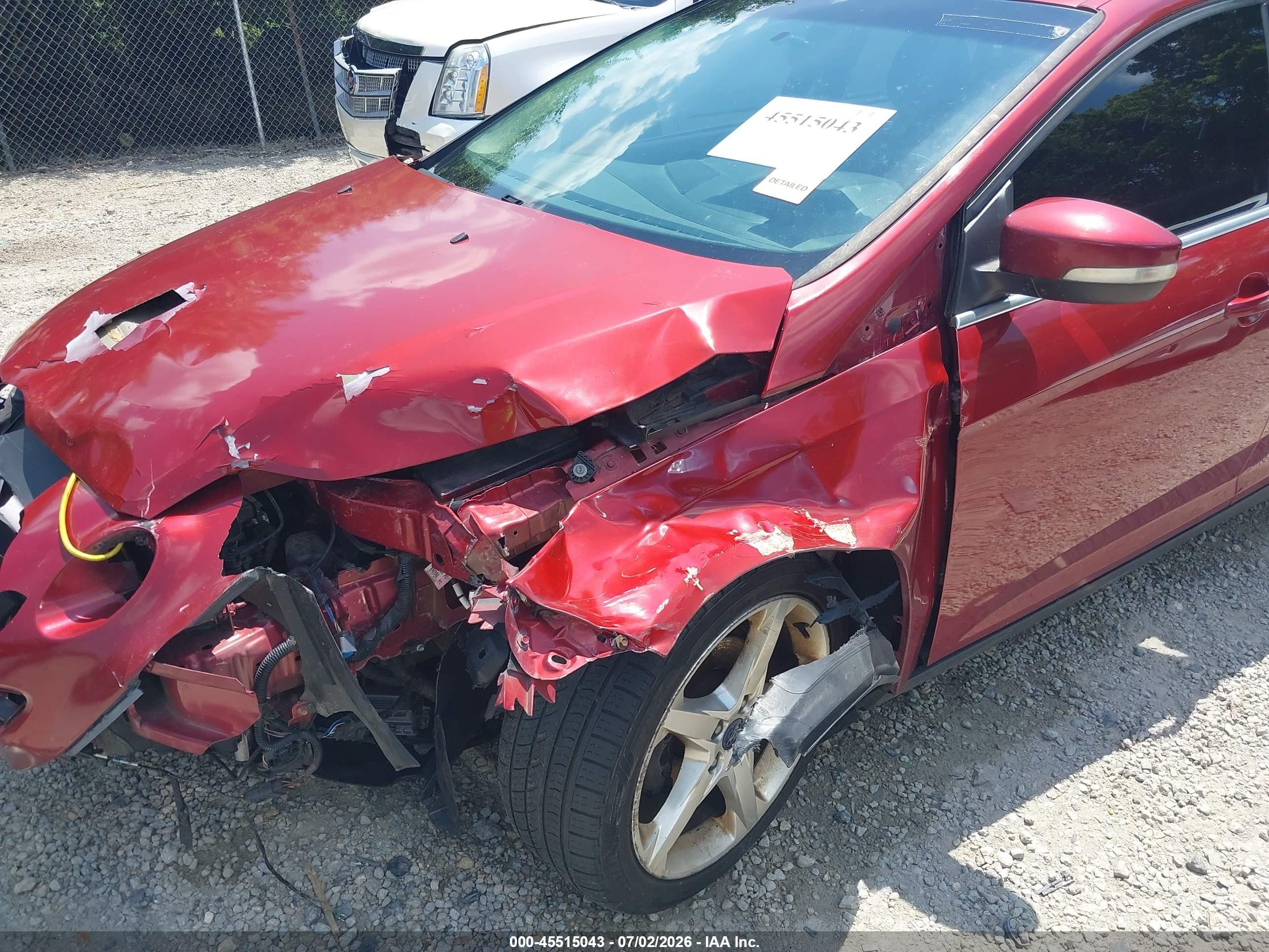 2014 Ford Focus Titanium Maroon vin: 1FADP3N27EL183725