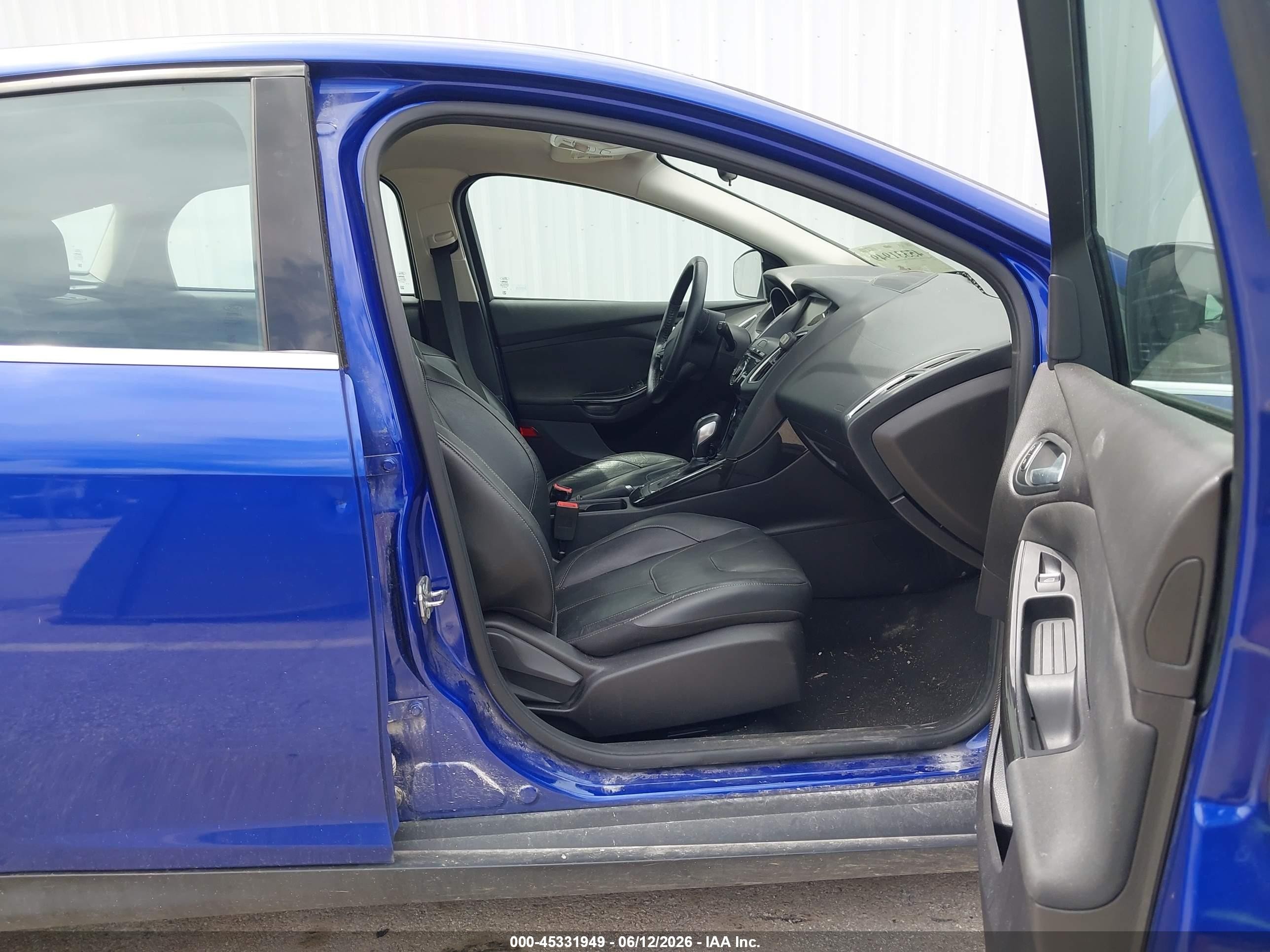 2015 Ford Focus Titanium Blue vin: 1FADP3N27FL252706