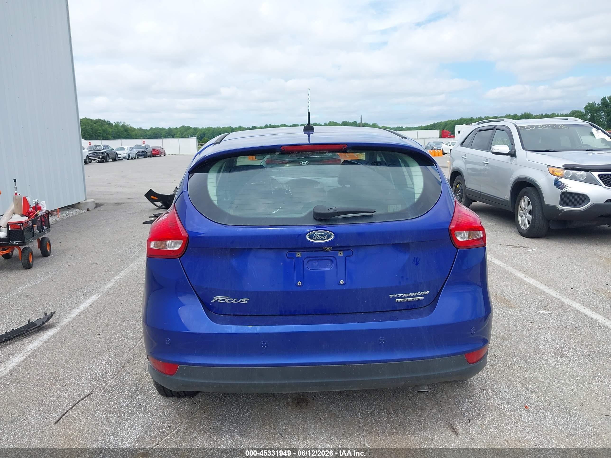 2015 Ford Focus Titanium Blue vin: 1FADP3N27FL252706