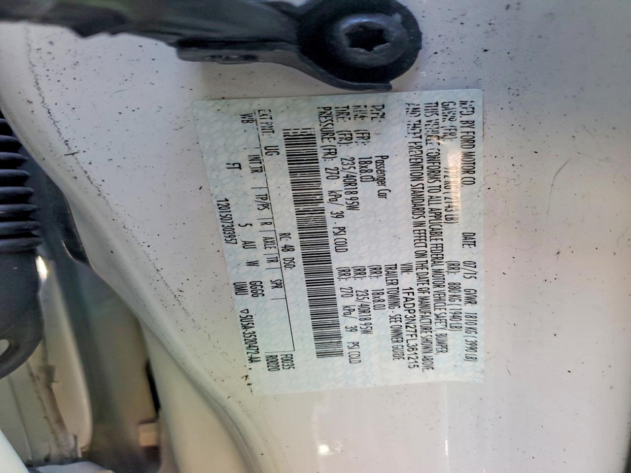2015 Ford Focus Titanium Белый vin: 1FADP3N27FL361215