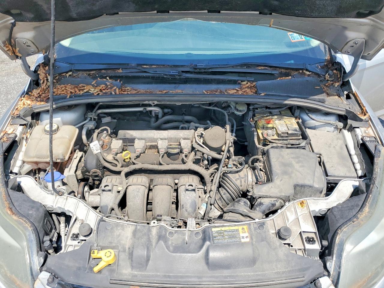 2013 Ford Focus Titanium Silver vin: 1FADP3N28DL203043