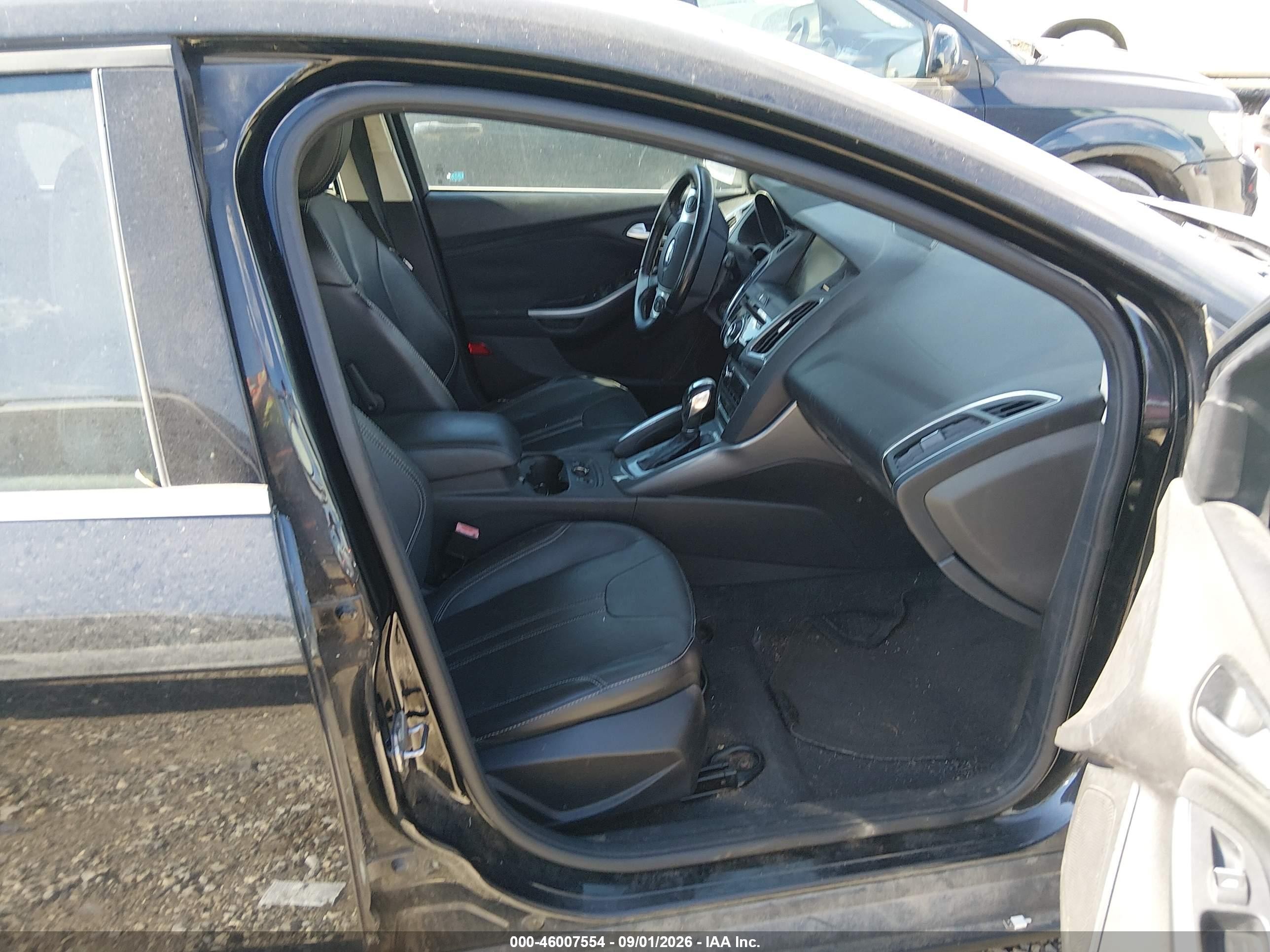 2013 Ford Focus Titanium Black vin: 1FADP3N28DL284089