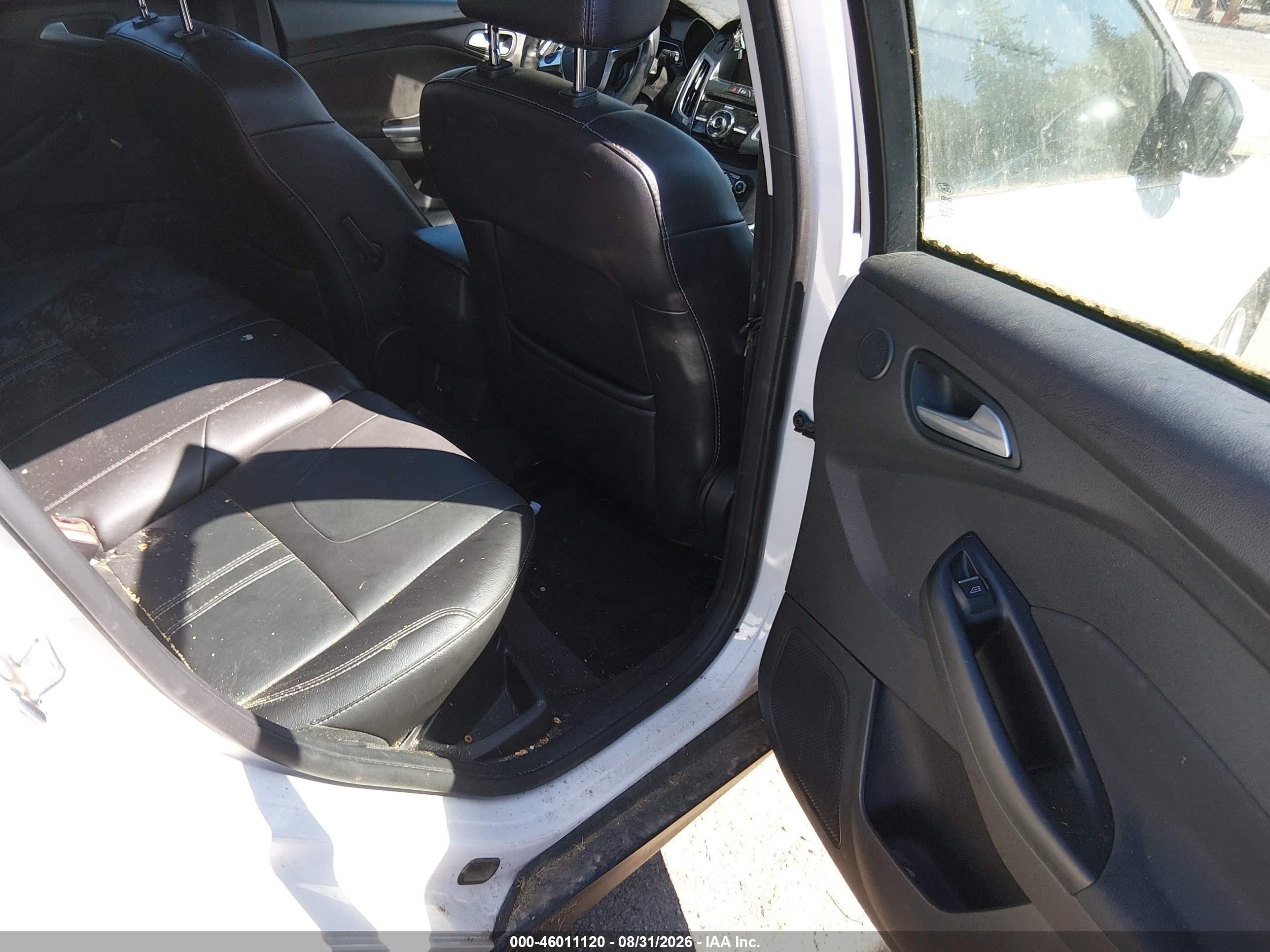 2013 Ford Focus Titanium Белый vin: 1FADP3N28DL348356