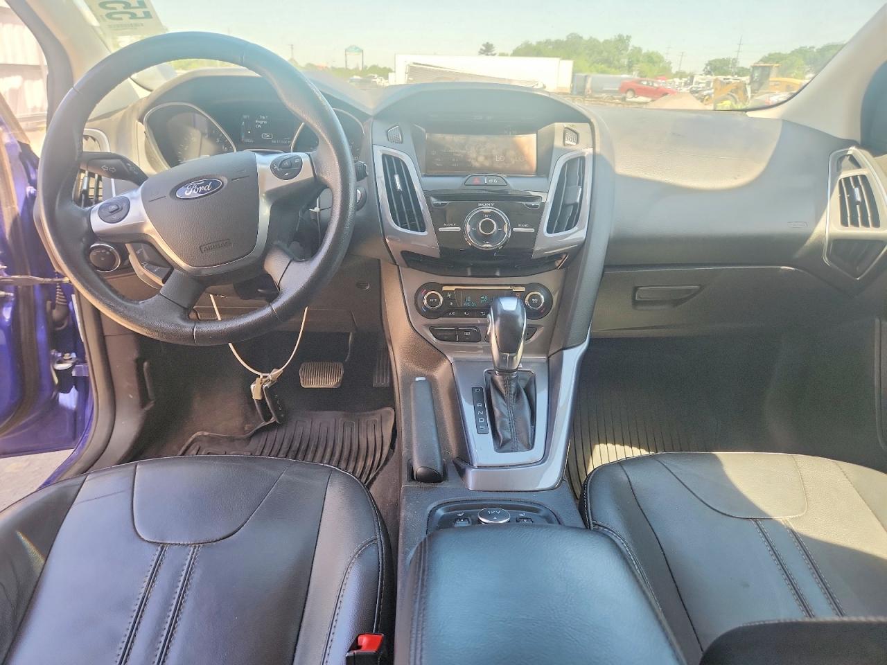 2014 Ford Focus Titanium Синий vin: 1FADP3N28EL253300
