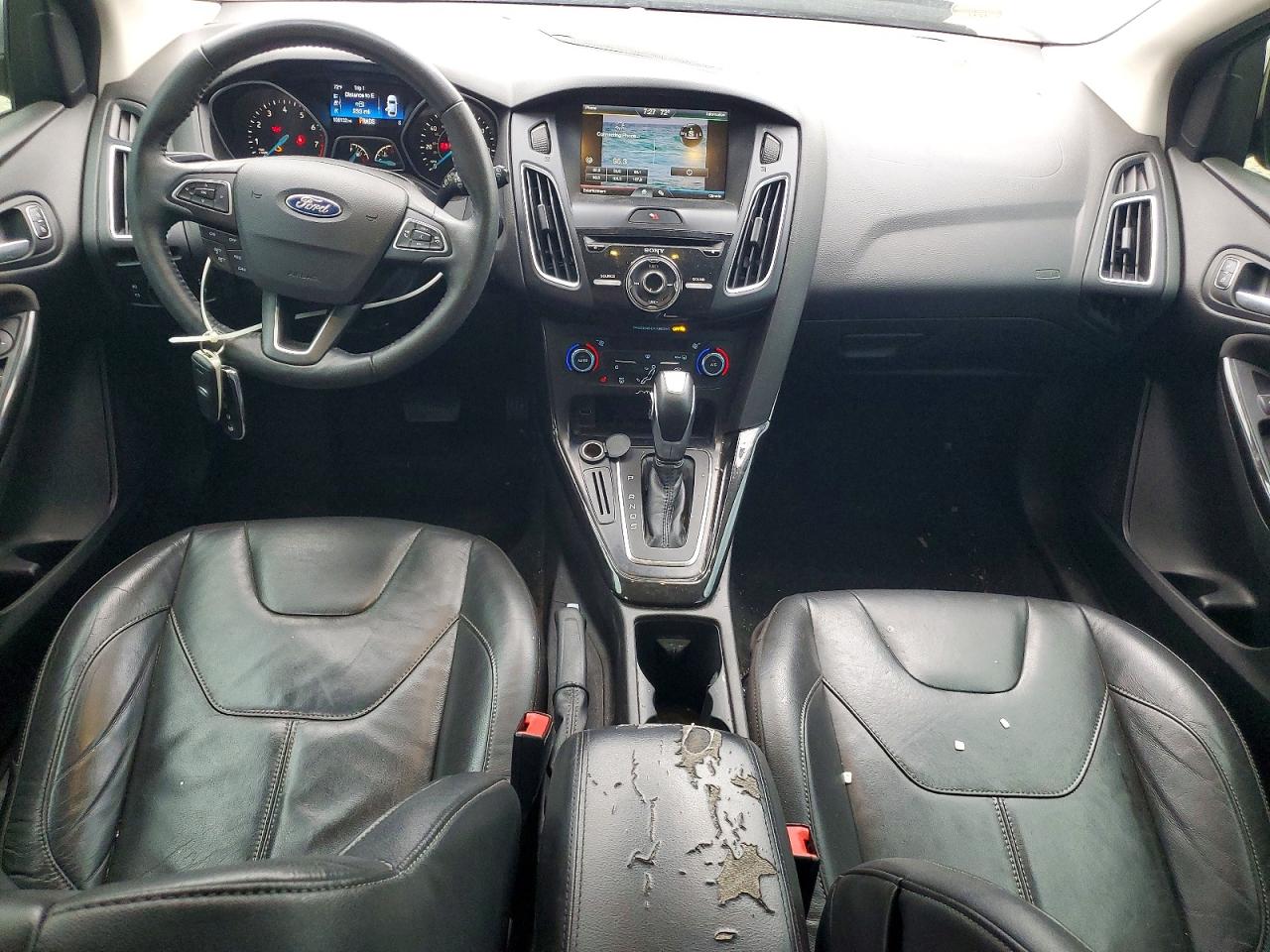 2015 Ford Focus Titanium Silver vin: 1FADP3N28FL248132