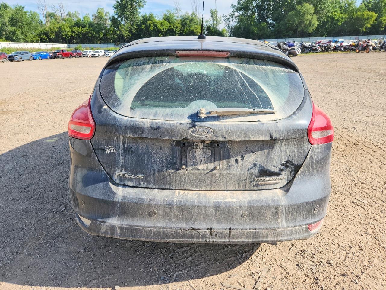 2015 Ford Focus Titanium Black vin: 1FADP3N28FL333942