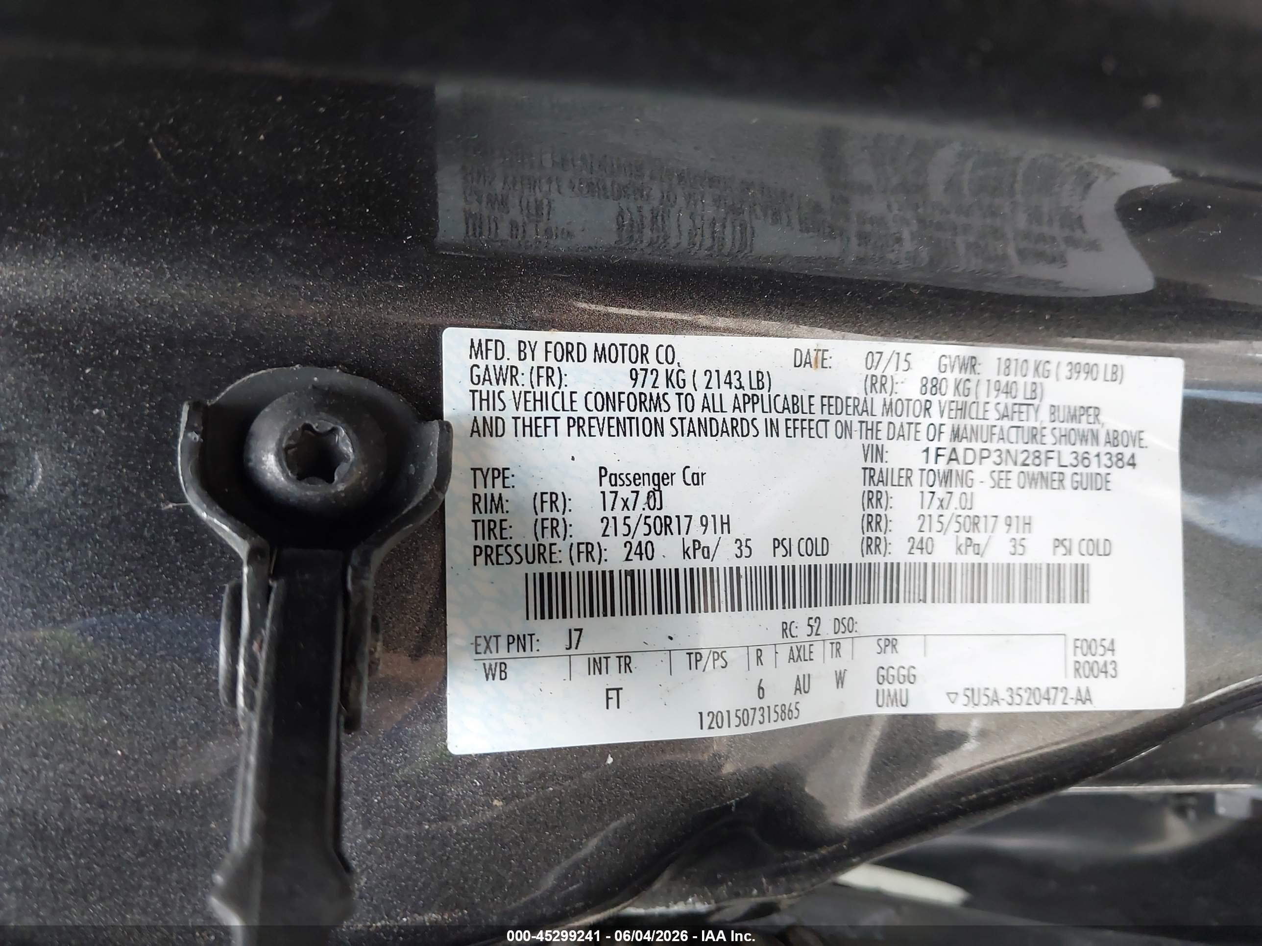 2015 Ford Focus Titanium Gray vin: 1FADP3N28FL361384