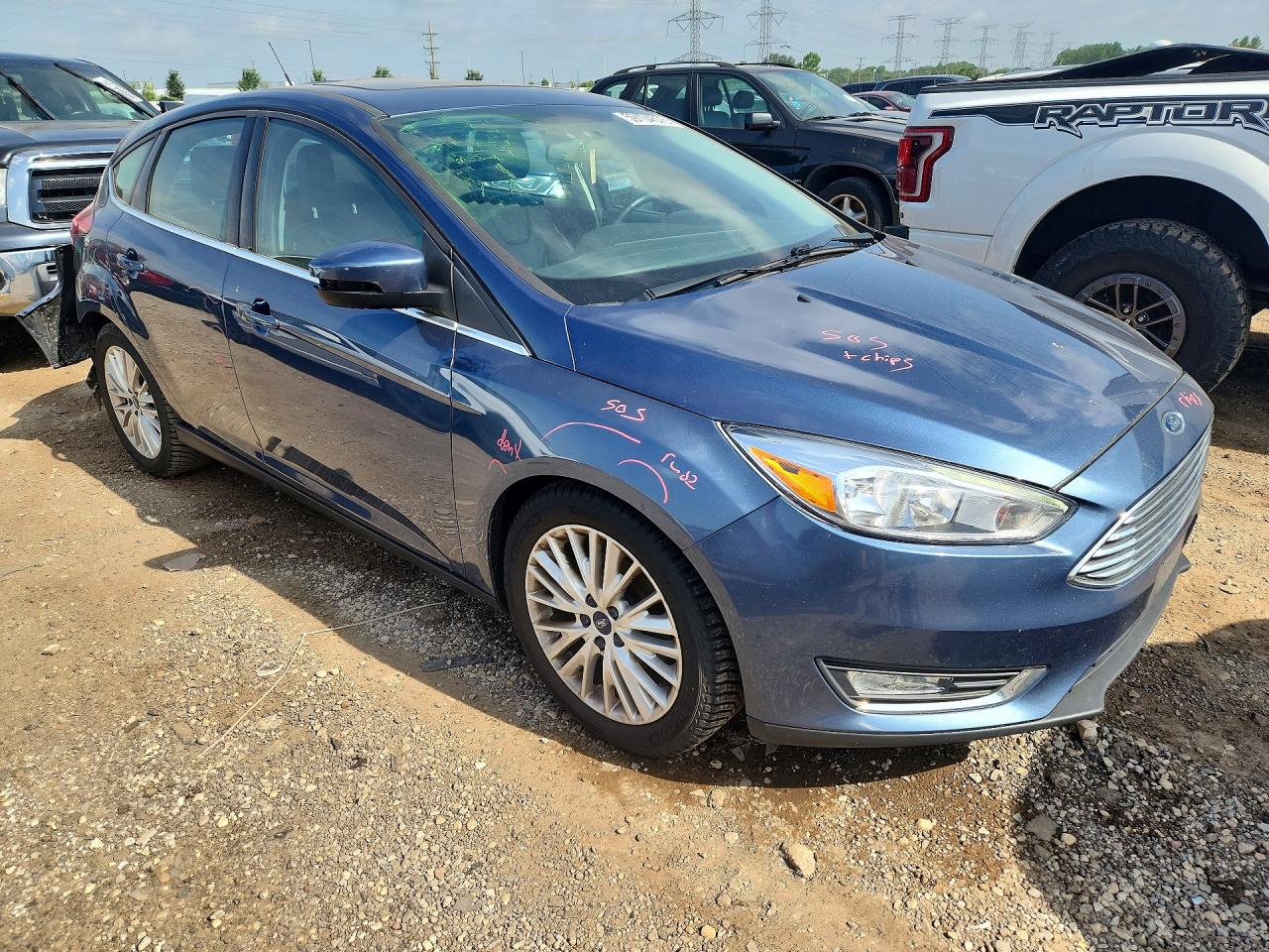 2018 Ford Focus Titanium Синий vin: 1FADP3N28JL285562