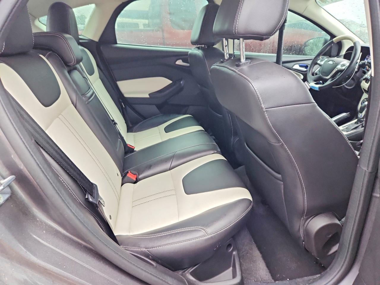 2013 Ford Focus Titanium Gray vin: 1FADP3N29DL191386