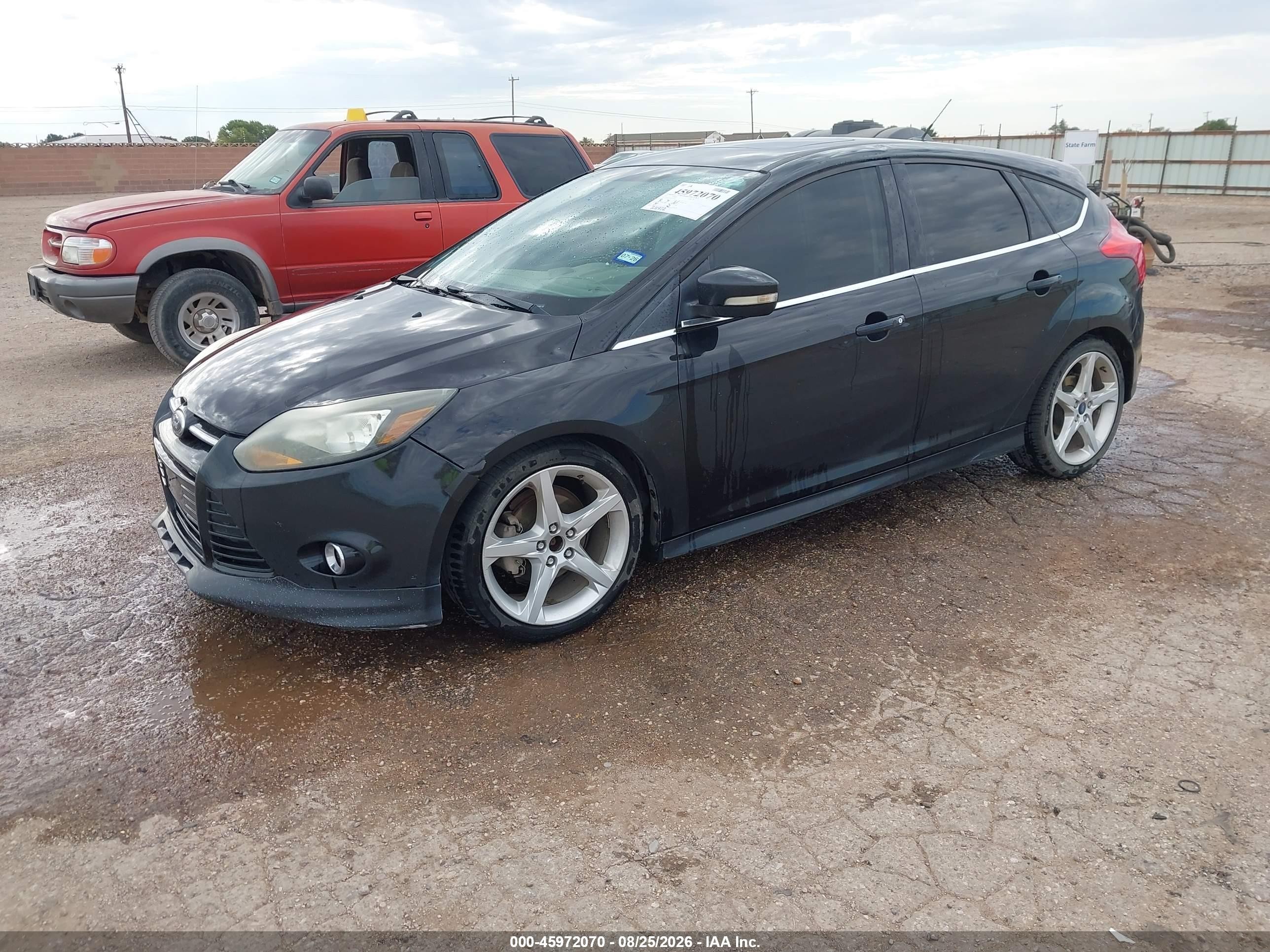 2013 Ford Focus Titanium Black vin: 1FADP3N29DL307055