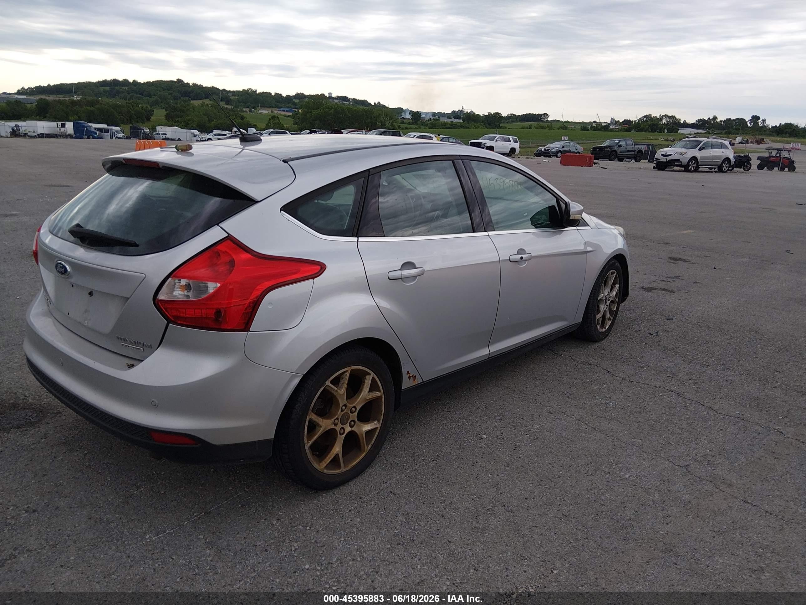 2013 Ford Focus Titanium Silver vin: 1FADP3N29DL350343
