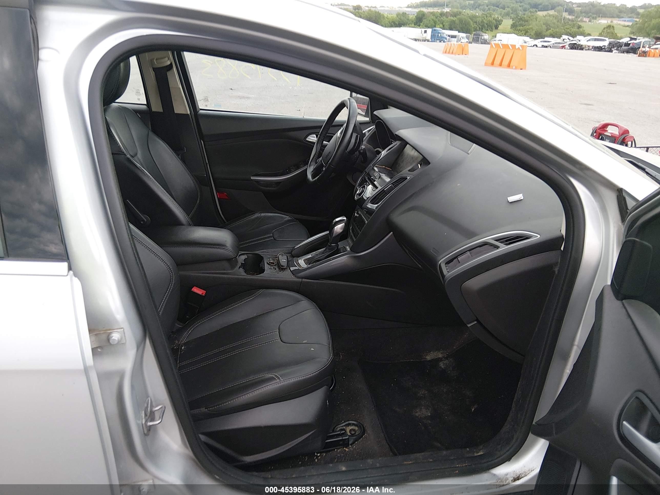 2013 Ford Focus Titanium Silver vin: 1FADP3N29DL350343
