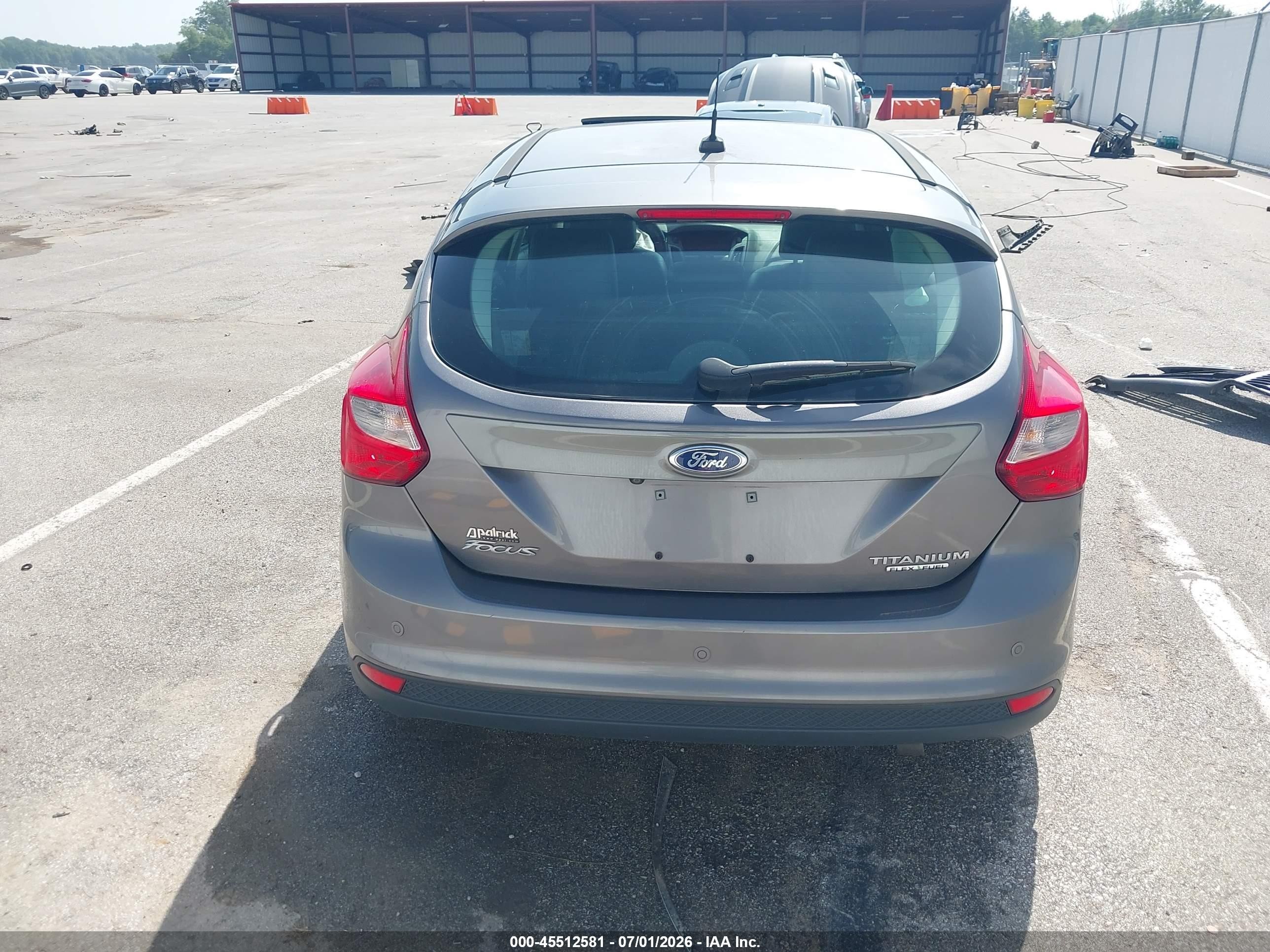 2013 Ford Focus Titanium Gray vin: 1FADP3N29DL380409