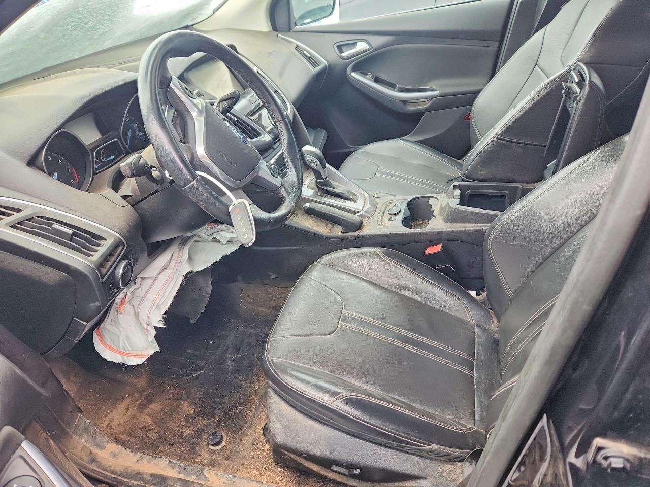 2014 Ford Focus Titanium Black vin: 1FADP3N29EL461279