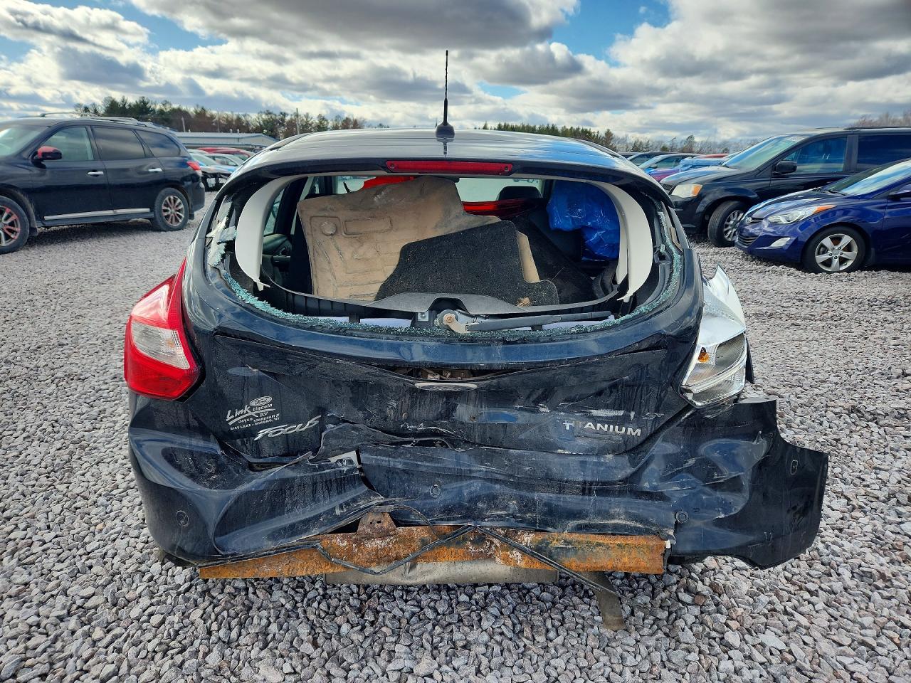 2014 Ford Focus Titanium Black vin: 1FADP3N29EL461279