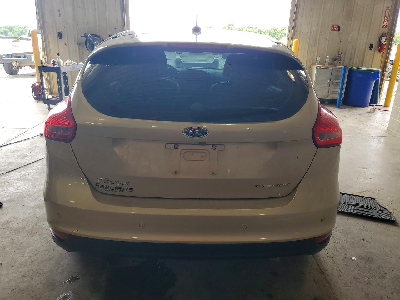 2017 Ford Focus Tan vin: 1FADP3N29HL262978