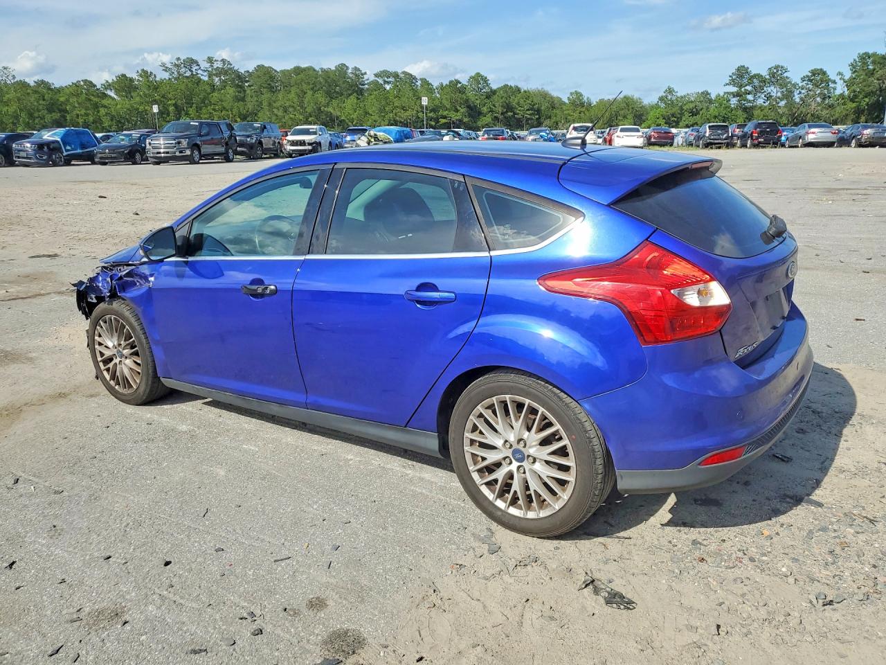 2013 Ford Focus Titanium Blue vin: 1FADP3N2XDL121640