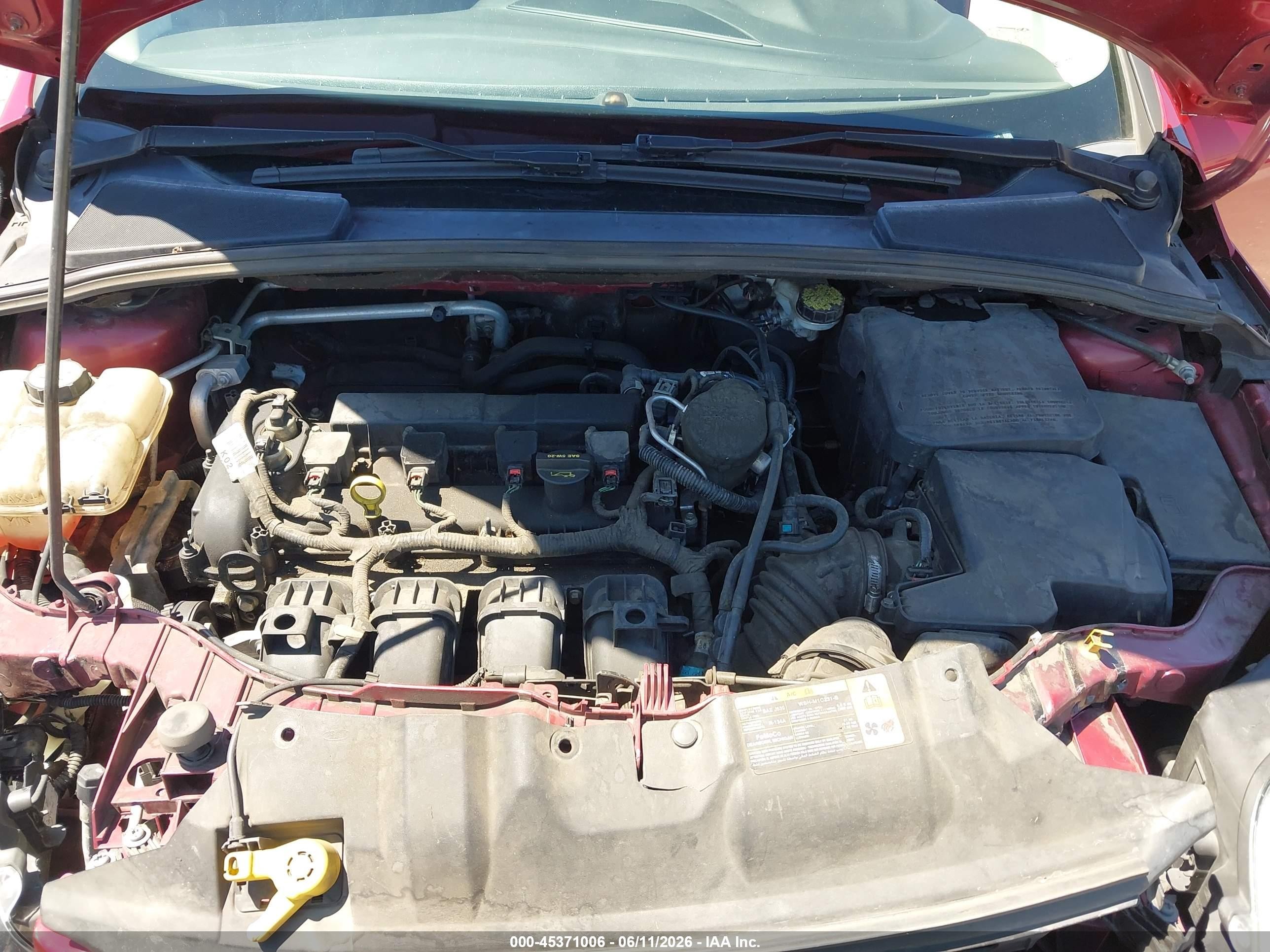 2013 Ford Focus Titanium Red vin: 1FADP3N2XDL178064