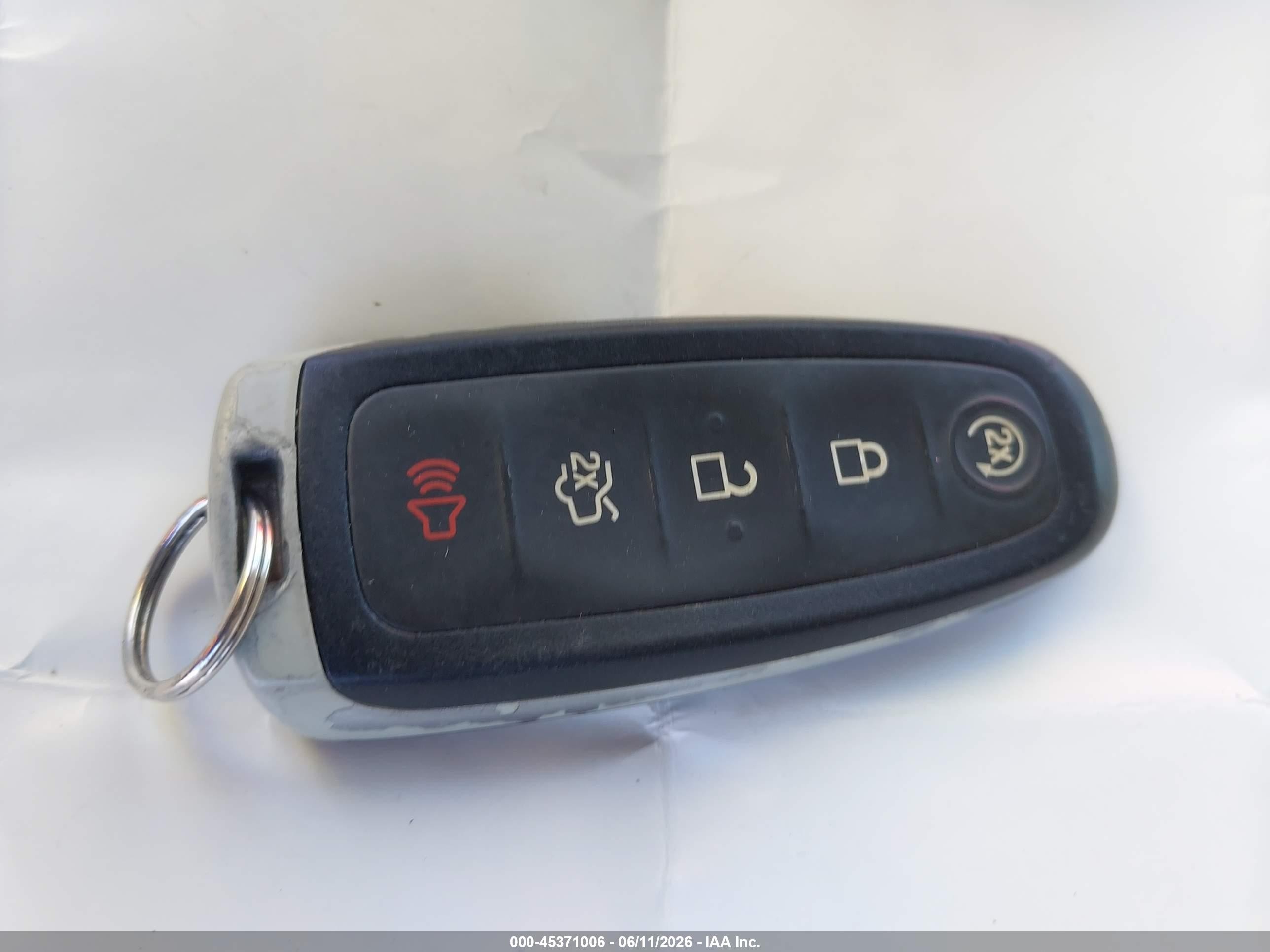 2013 Ford Focus Titanium Red vin: 1FADP3N2XDL178064