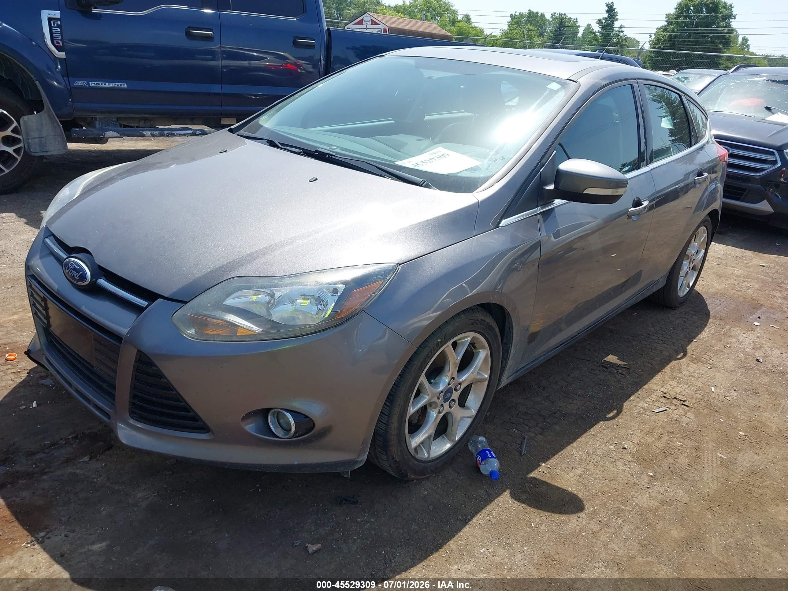 2013 Ford Focus Titanium Gray vin: 1FADP3N2XDL306688