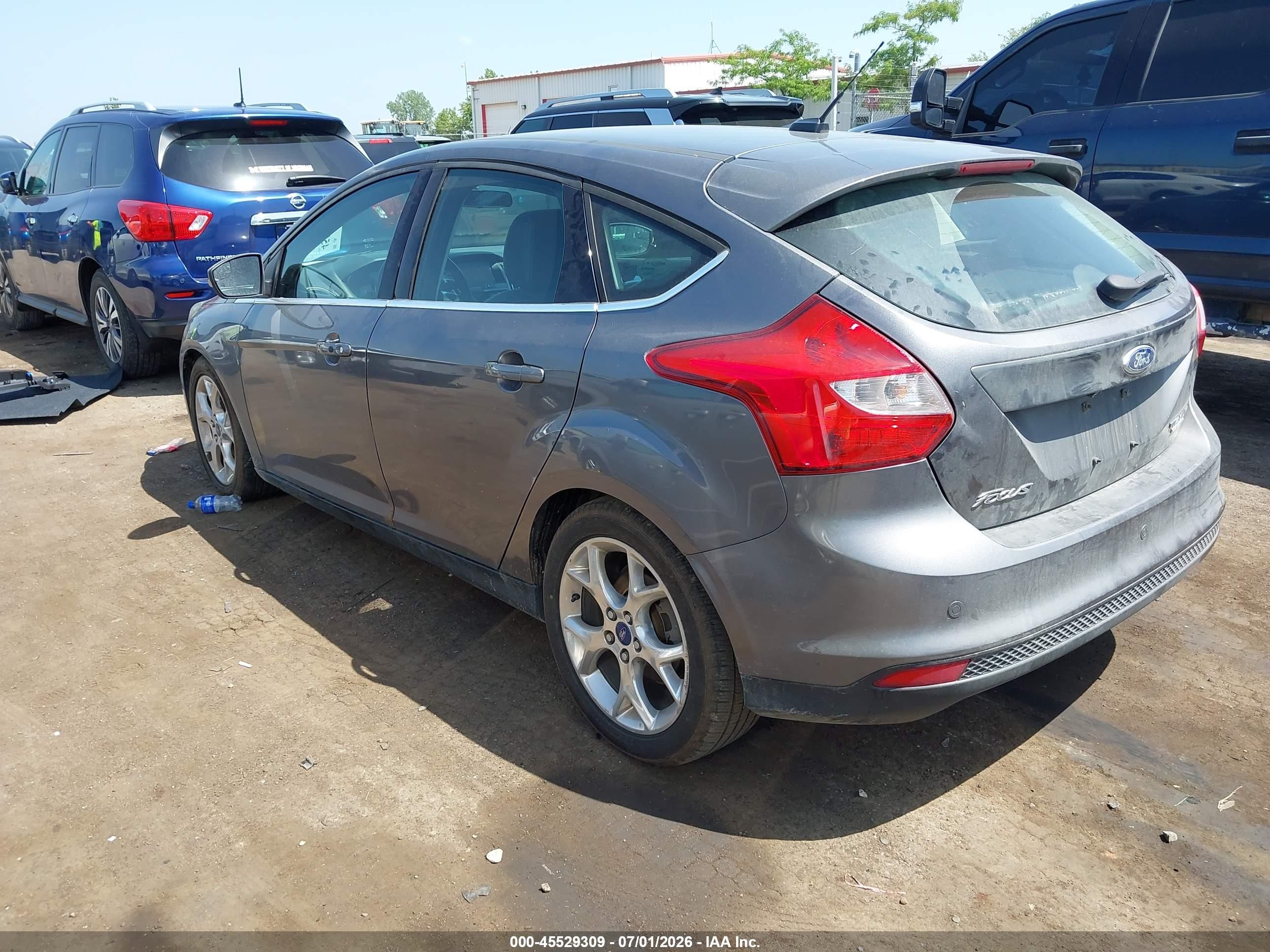 2013 Ford Focus Titanium Gray vin: 1FADP3N2XDL306688
