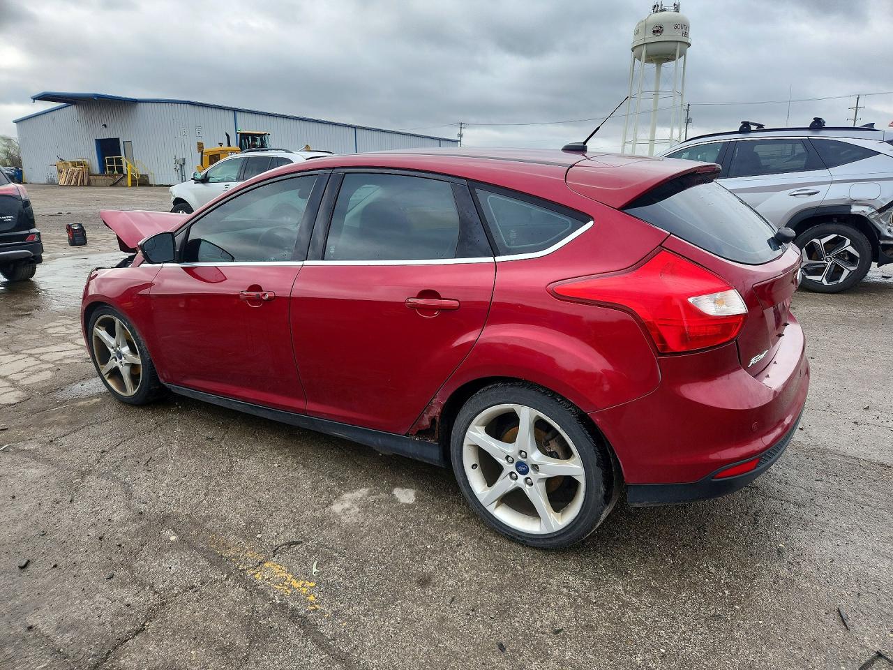 2013 Ford Focus Titanium Red vin: 1FADP3N2XDL360413