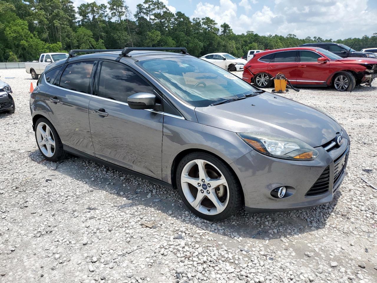 2014 Ford Focus Titanium Gray vin: 1FADP3N2XEL357867