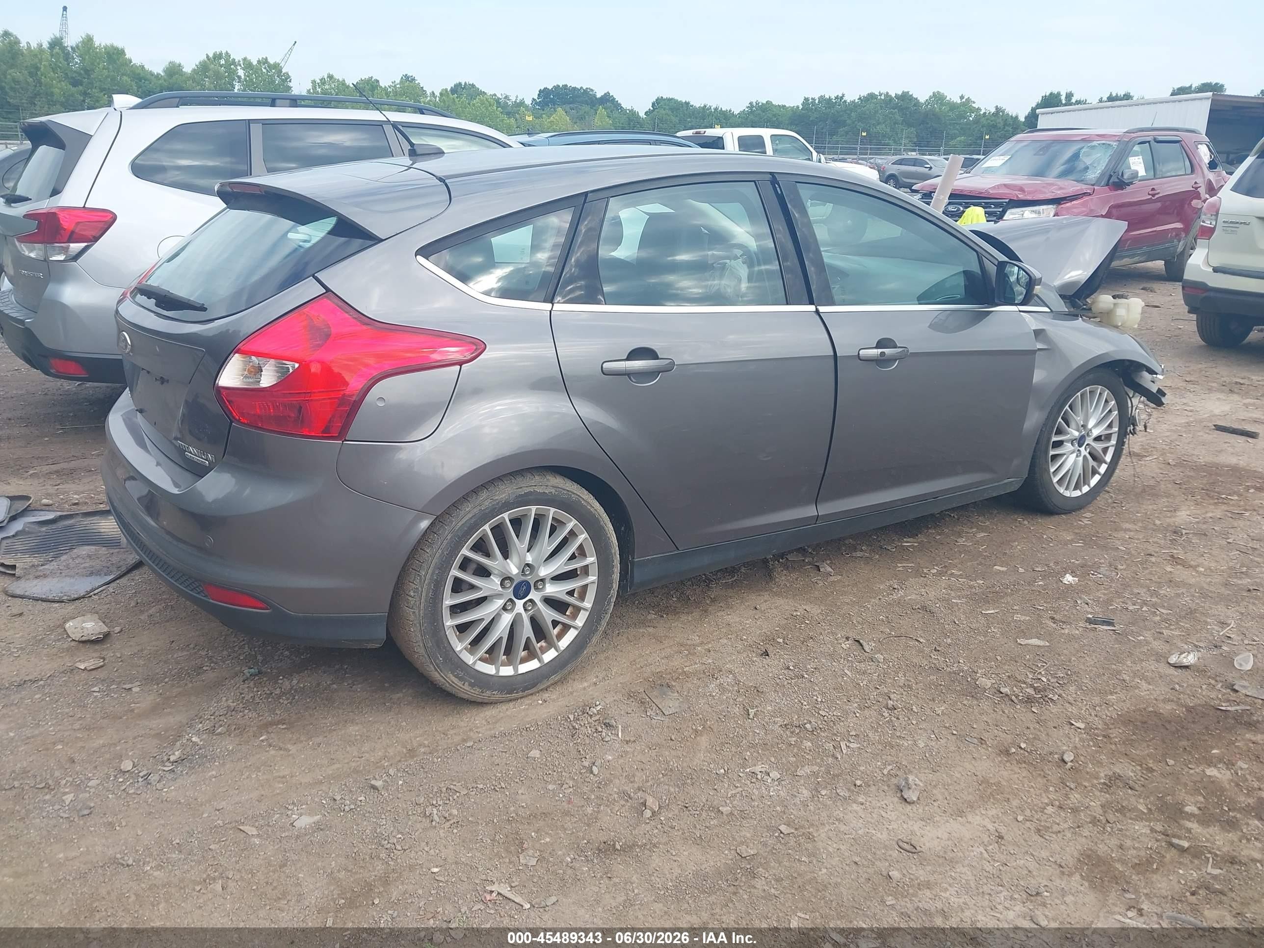 2014 Ford Focus Titanium Black vin: 1FADP3N2XEL402712