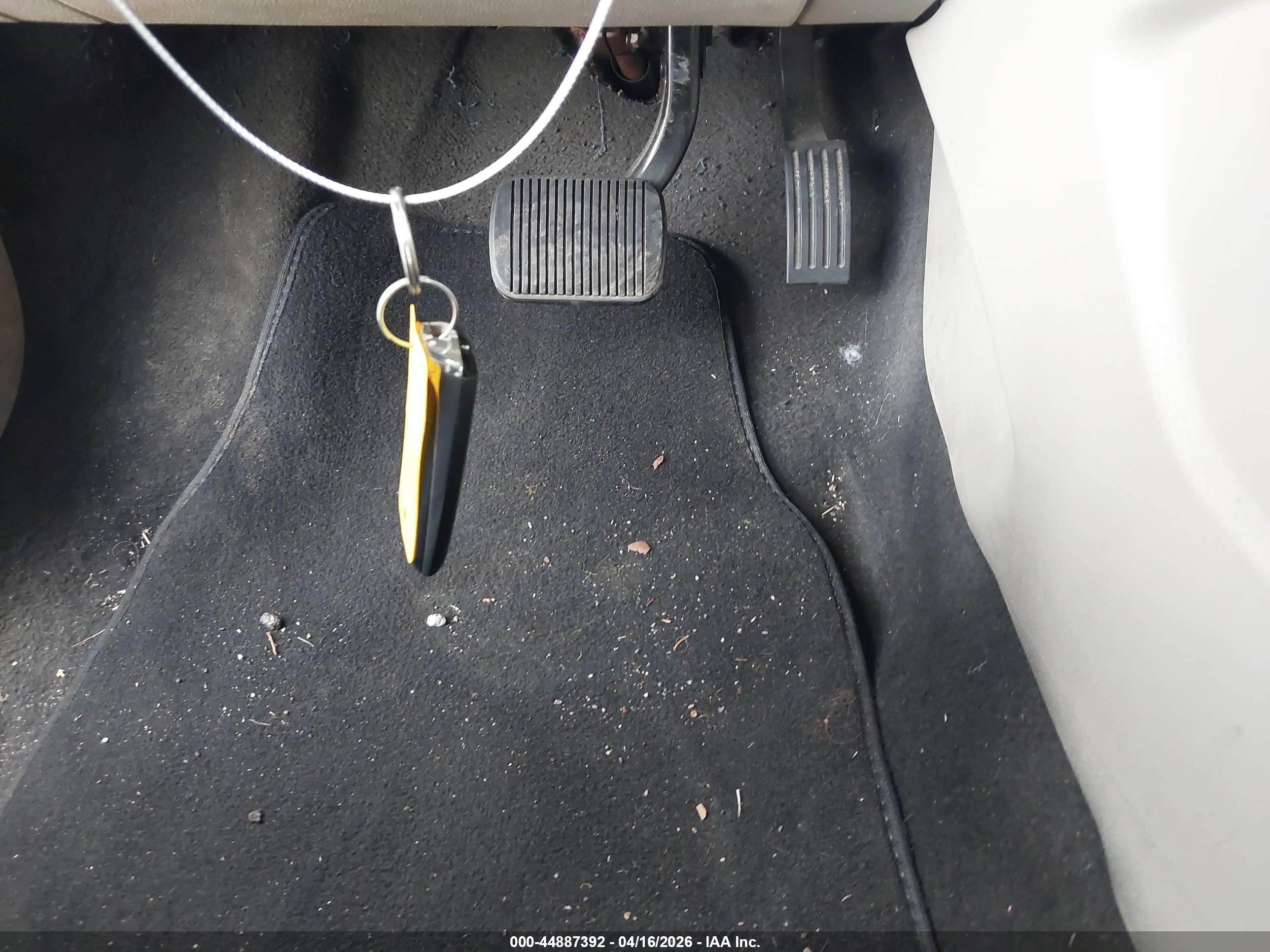 2013 Ford Focus Electric   White vin: 1FADP3R40DL251910