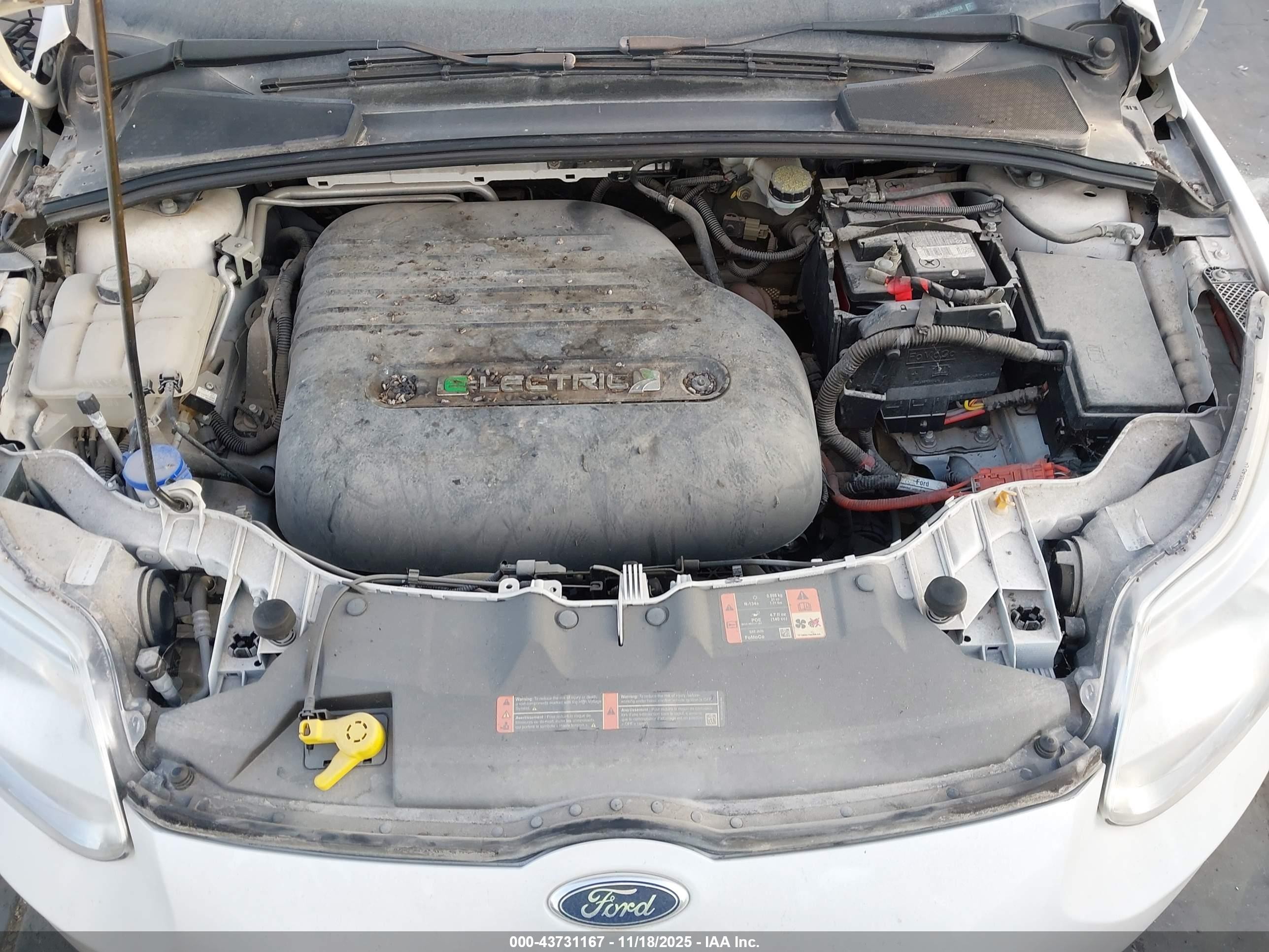 2013 Ford Focus Electric   White vin: 1FADP3R42DL126018