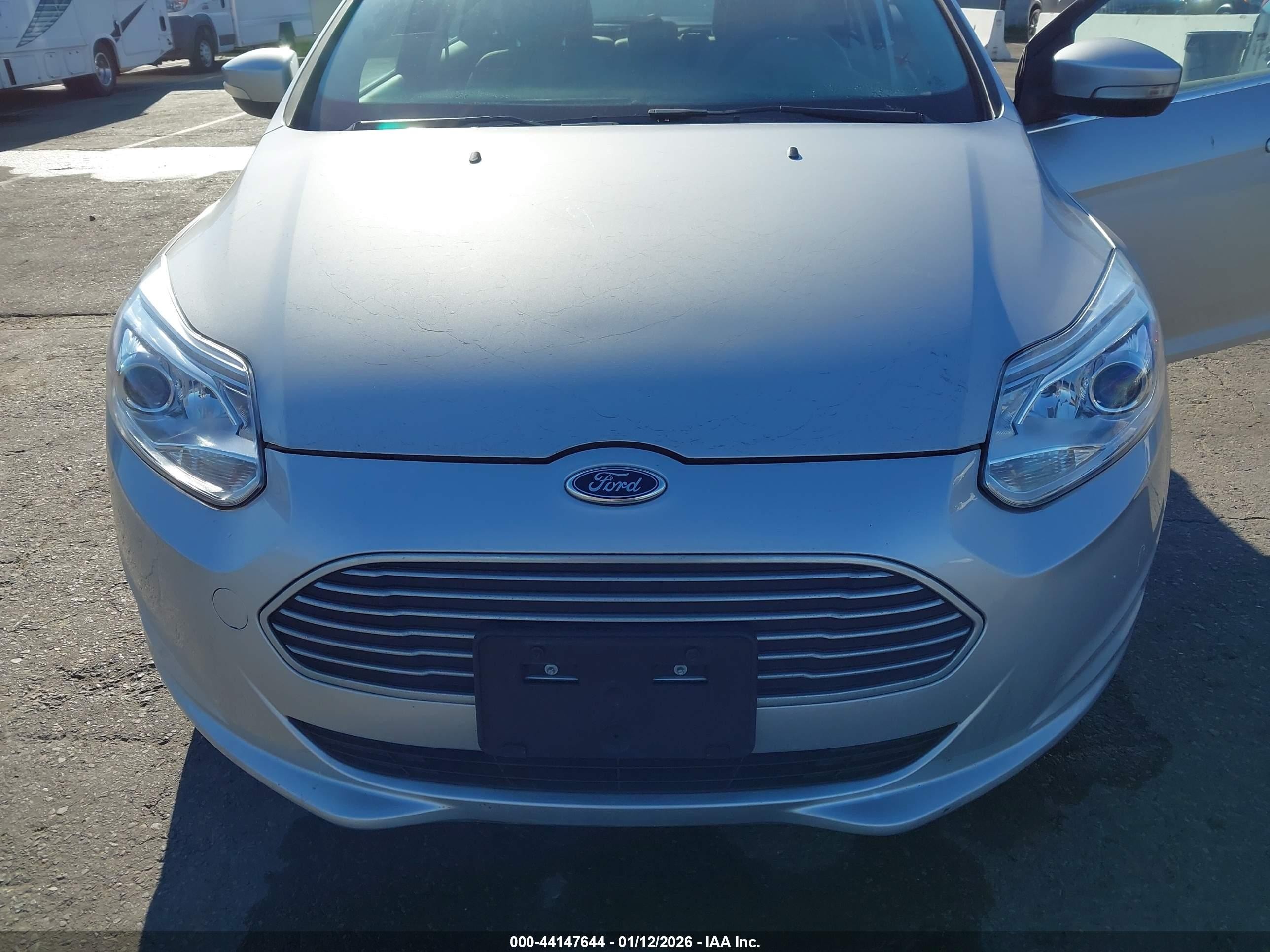 2013 Ford Focus Electric   Gray vin: 1FADP3R42DL292538