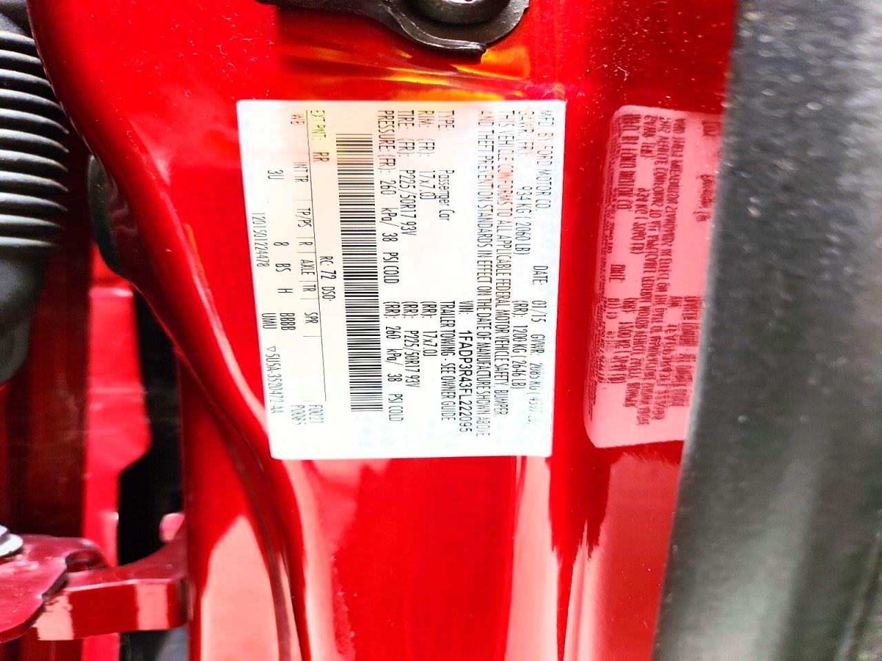 2015 Ford Focus Bev Red vin: 1FADP3R43FL222095