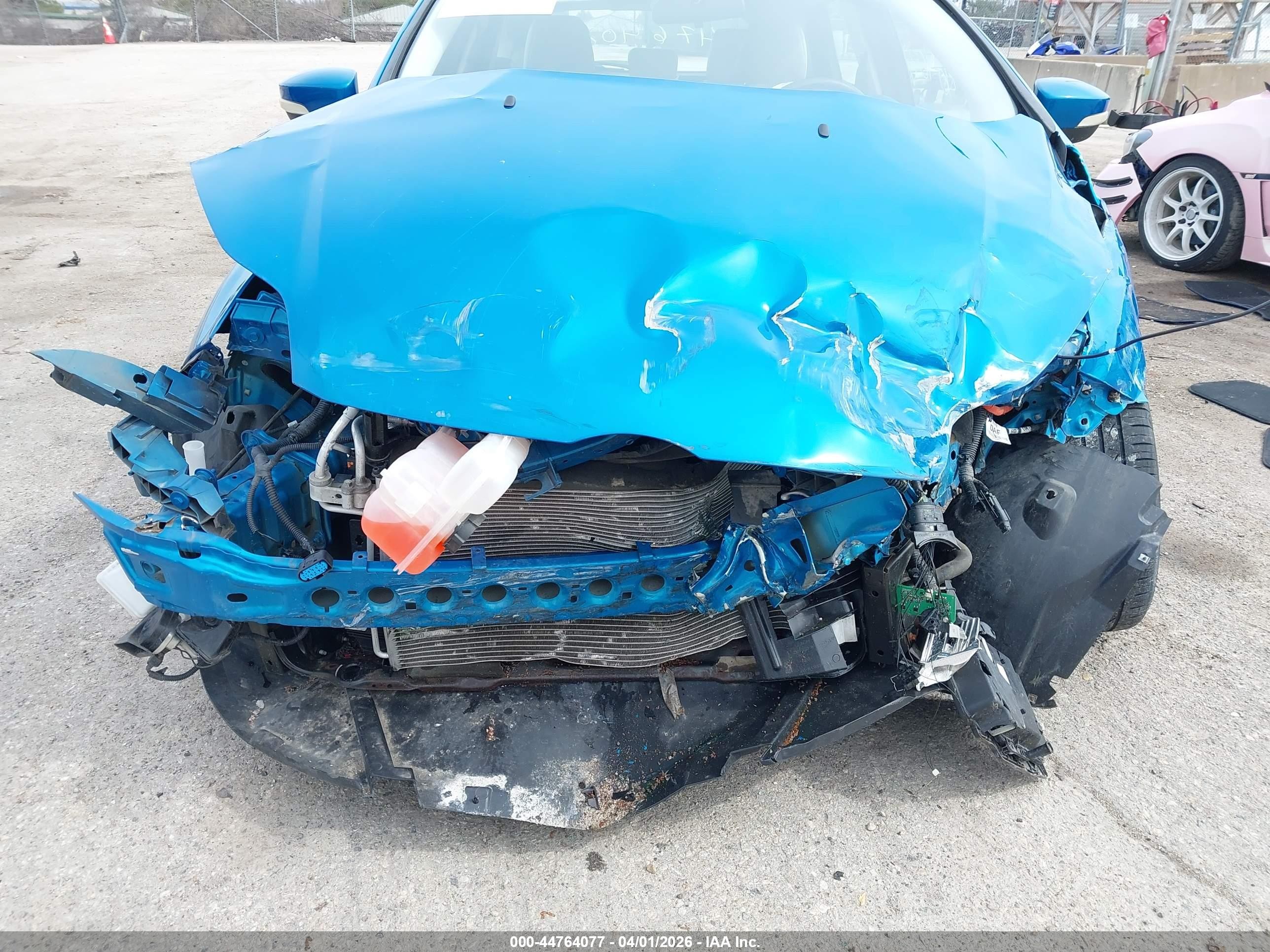 2013 Ford Focus Electric   Blue vin: 1FADP3R45DL191929
