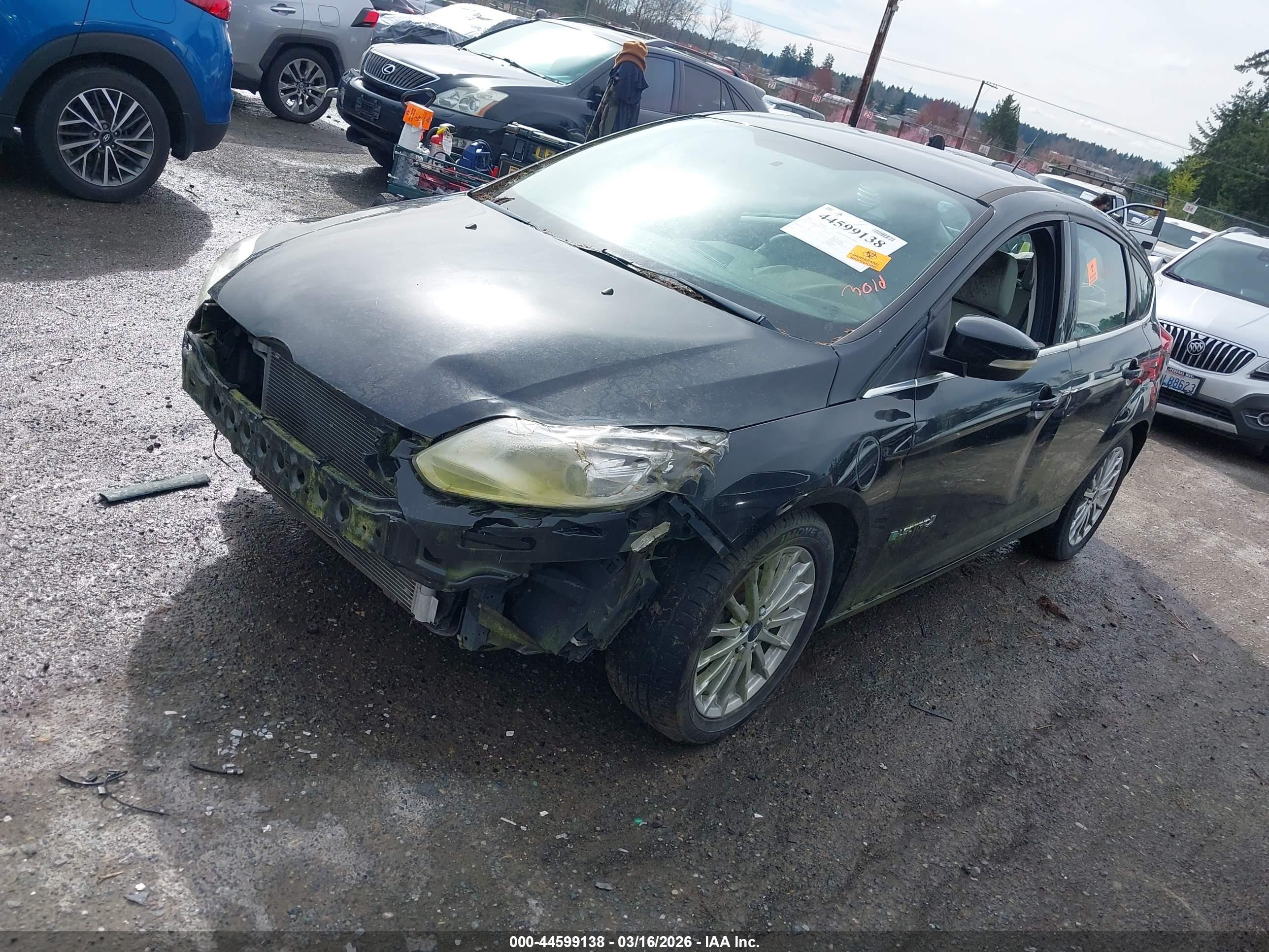 2014 Ford Focus Electric   Black vin: 1FADP3R45EL237924