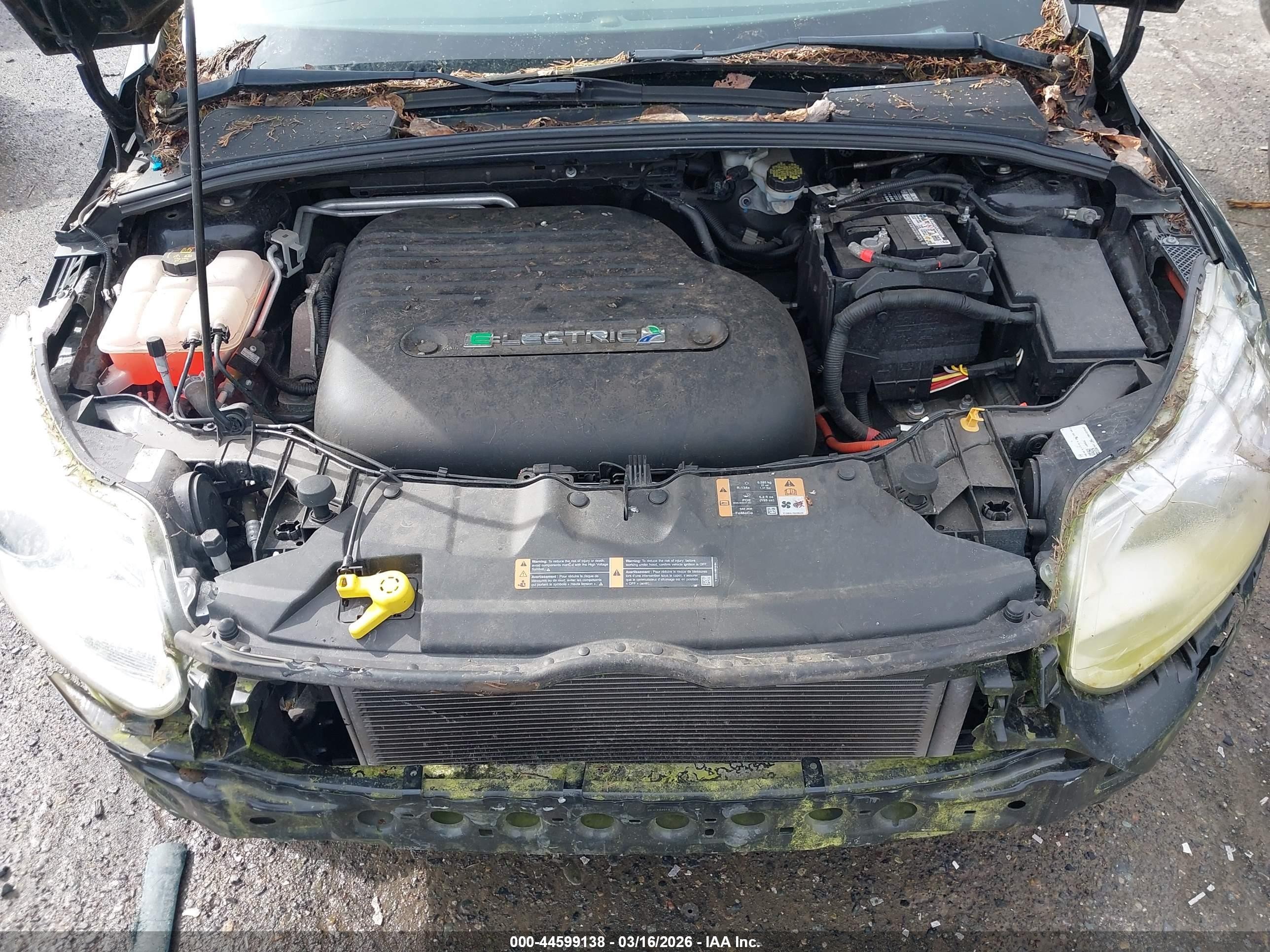 2014 Ford Focus Electric   Black vin: 1FADP3R45EL237924
