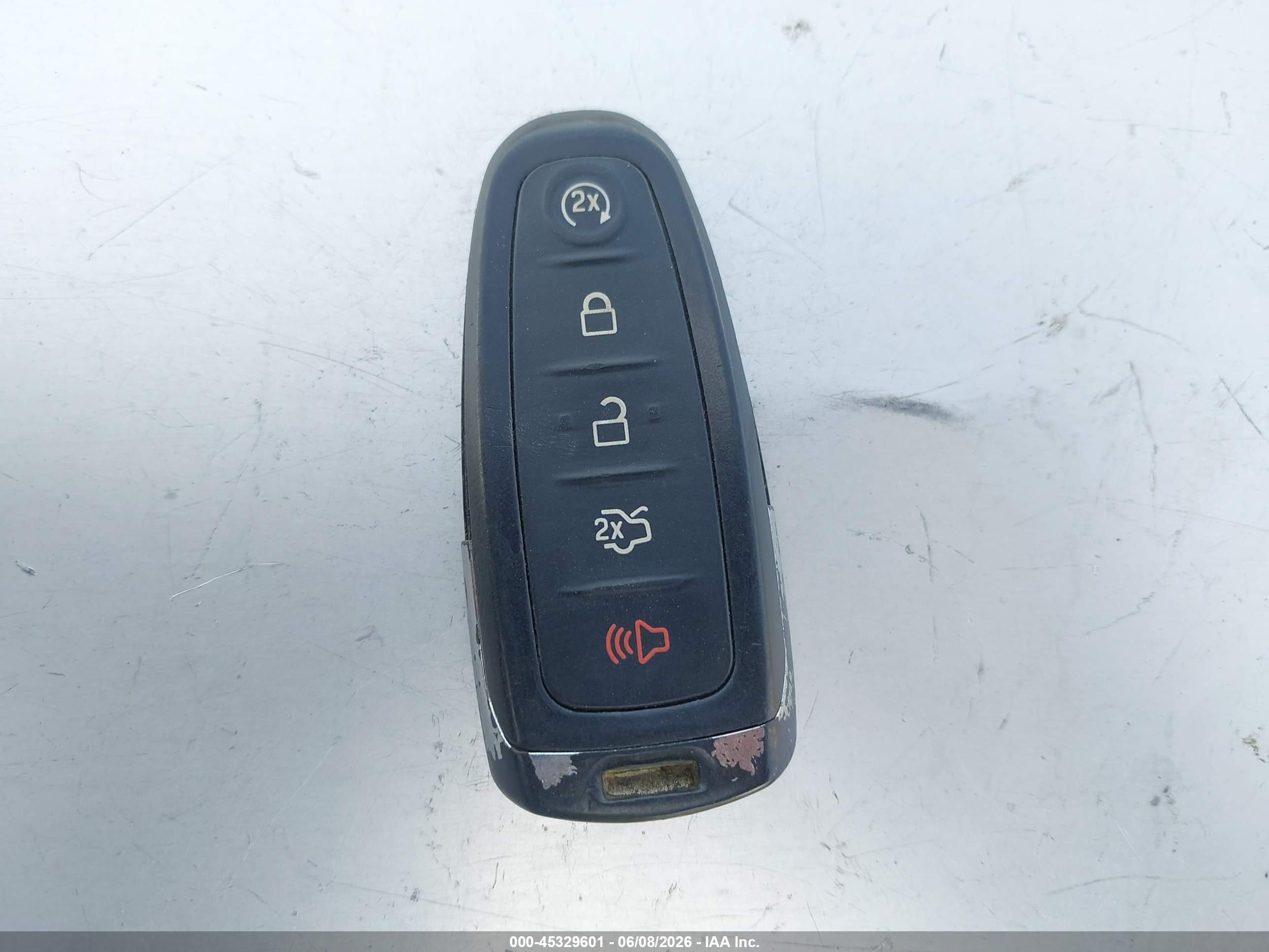 2014 Ford Focus Electric   Silver vin: 1FADP3R45EL249653