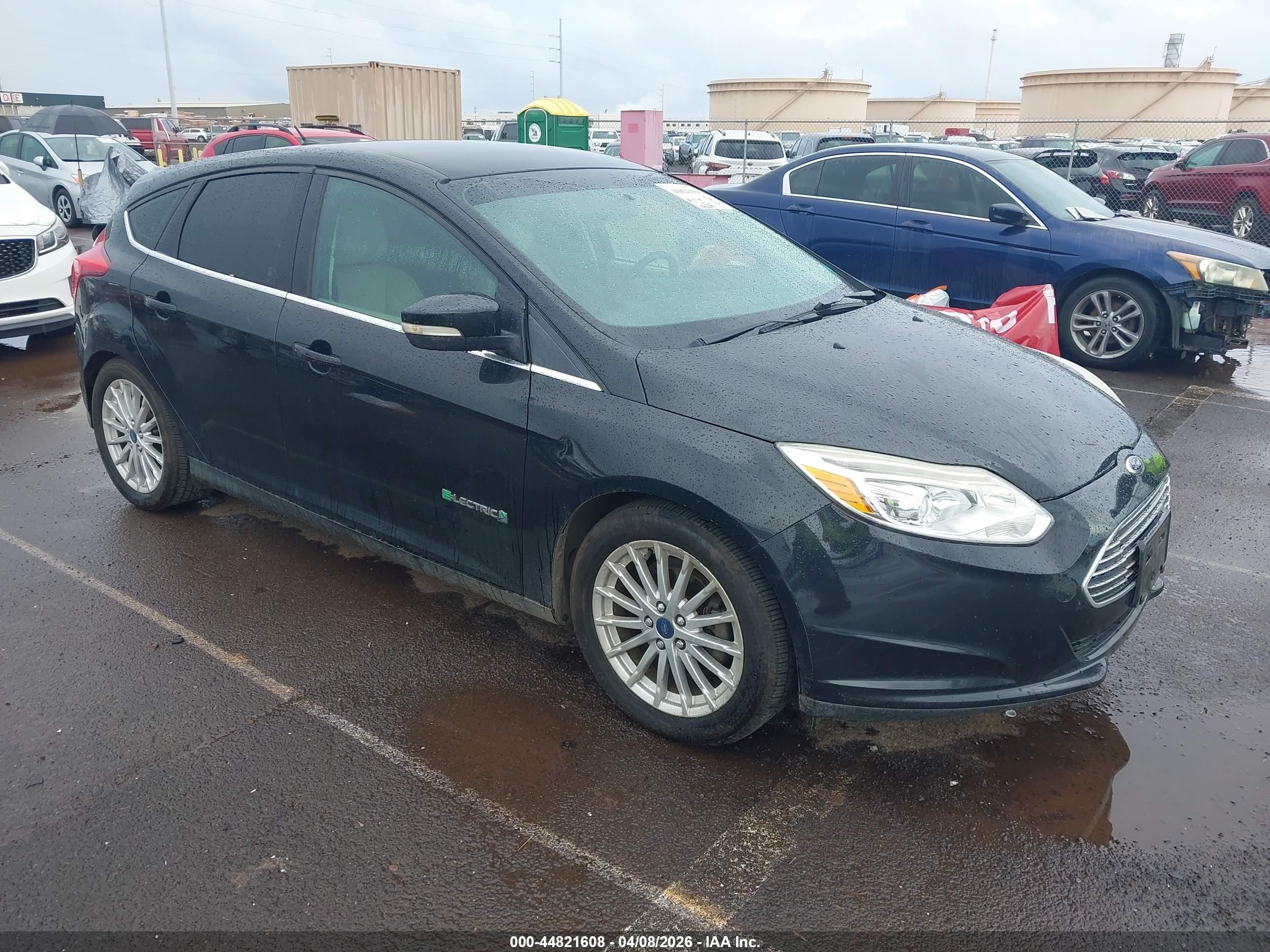 2014 Ford Focus Electric   Black vin: 1FADP3R45EL363779