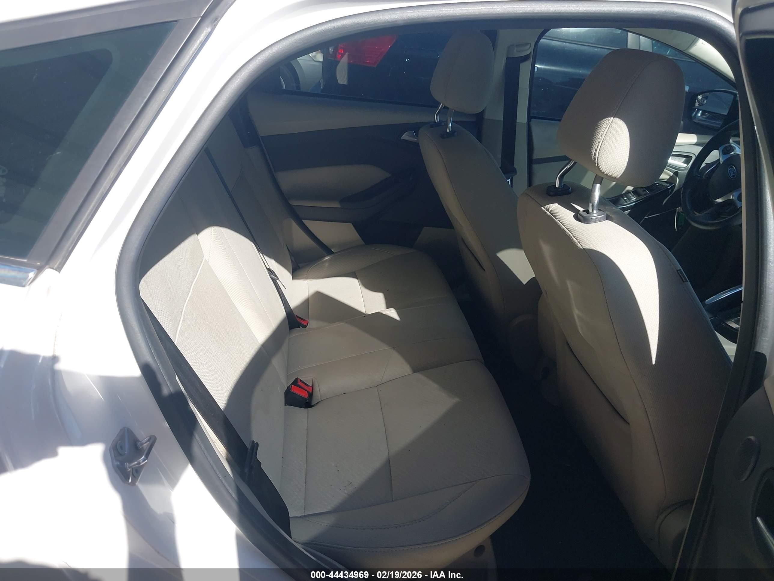2013 Ford Focus Electric   White vin: 1FADP3R46DL125972
