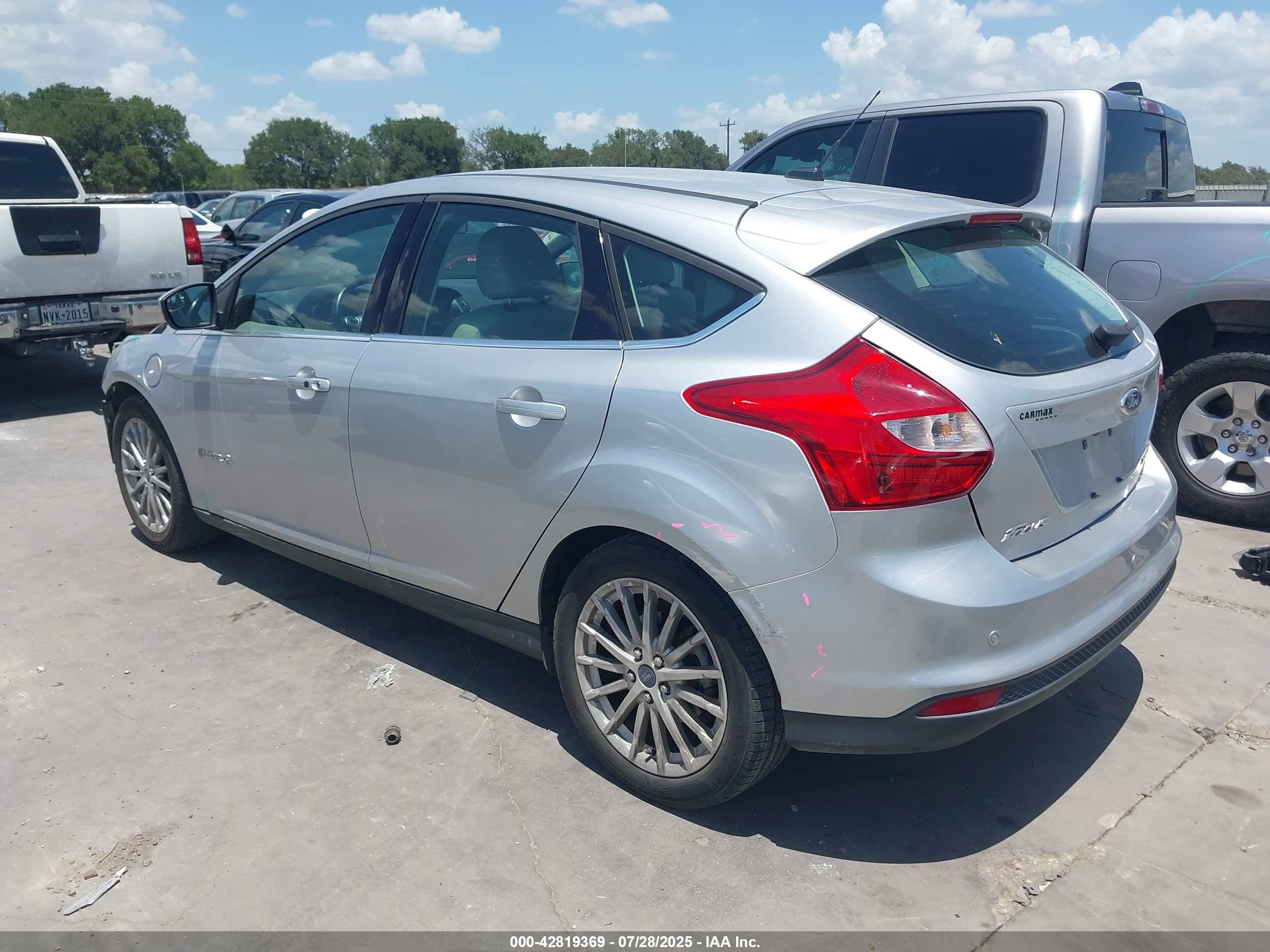 2013 Ford Focus Electric   Серебряный vin: 1FADP3R46DL254715