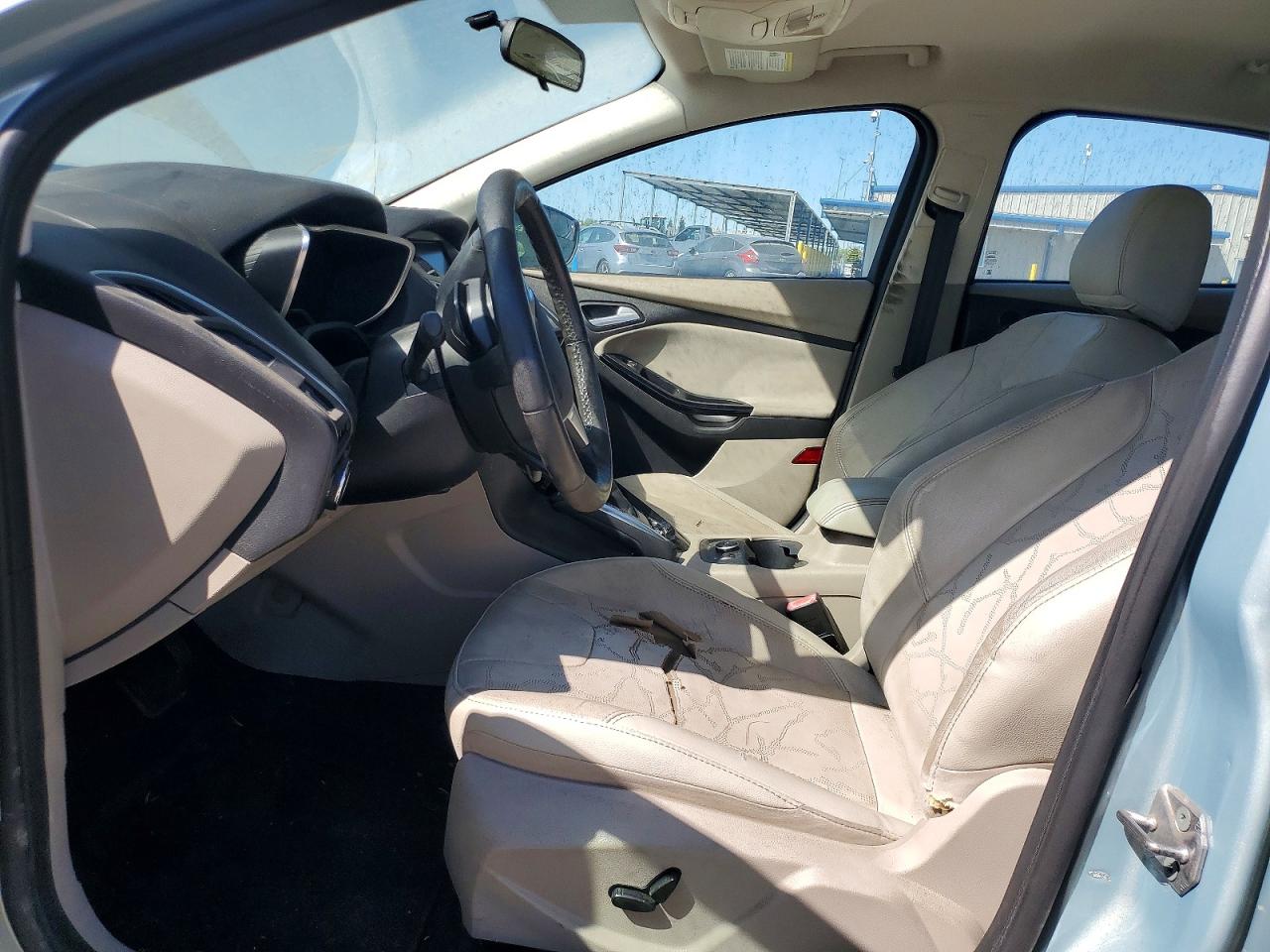 2013 Ford Focus Bev Turquoise vin: 1FADP3R46DL313973