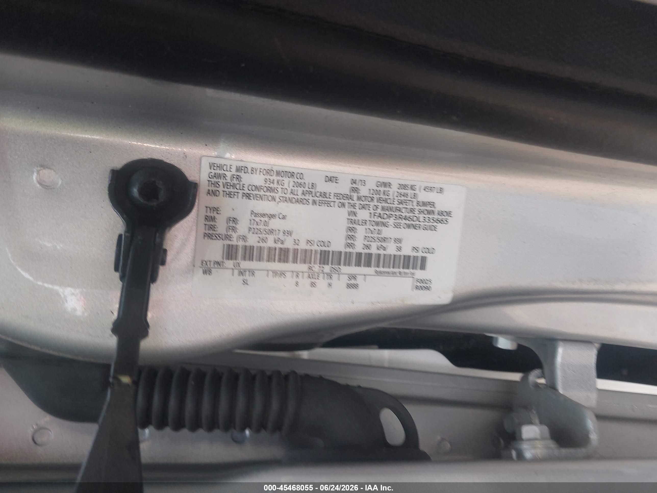 2013 Ford Focus Electric   Silver vin: 1FADP3R46DL335665
