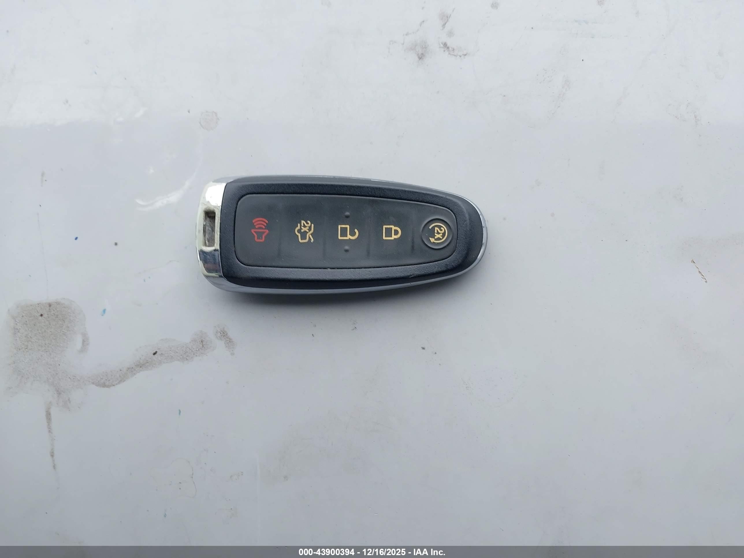 2014 Ford Focus Electric   White vin: 1FADP3R47EL255258