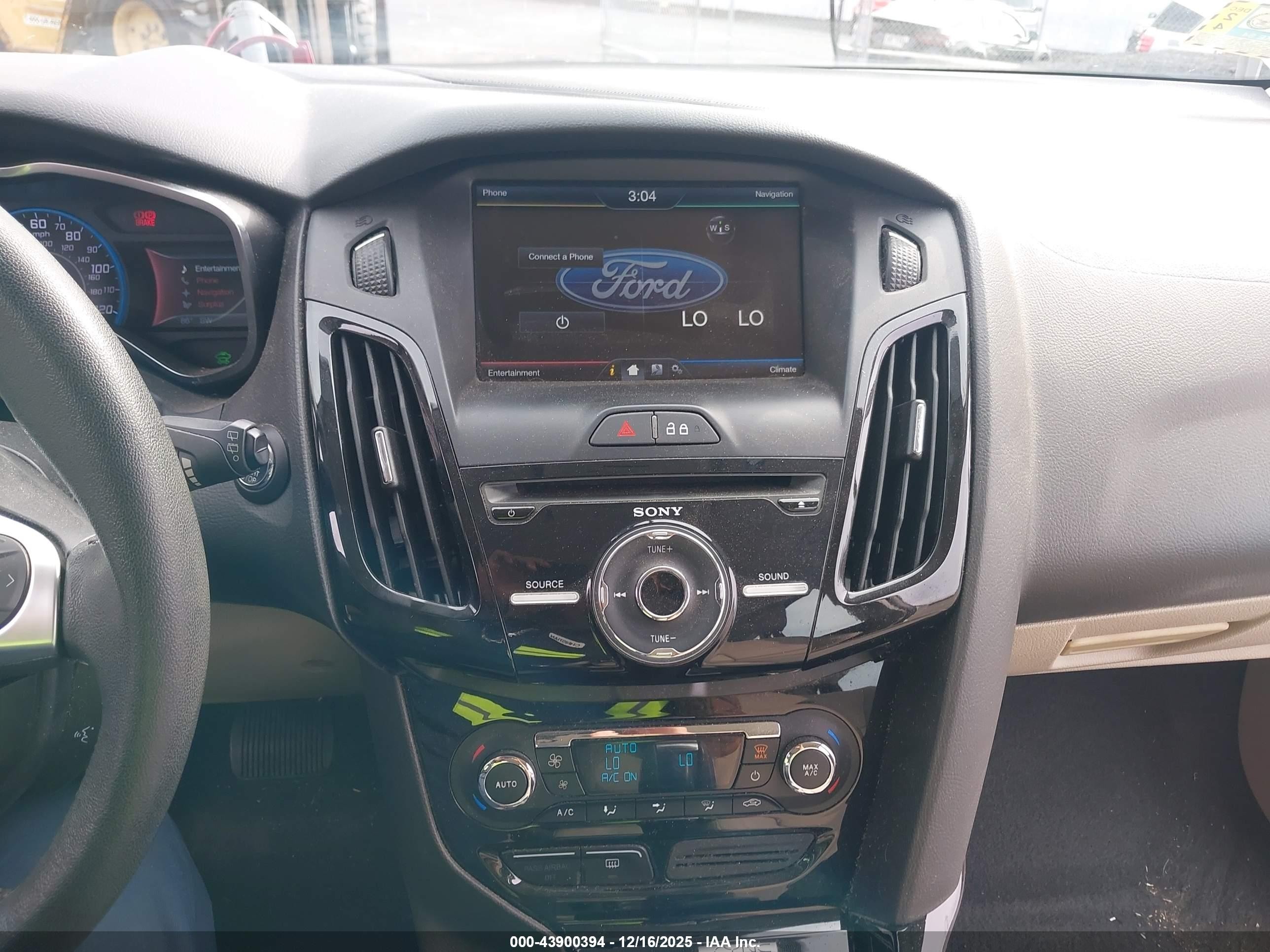 2014 Ford Focus Electric   White vin: 1FADP3R47EL255258