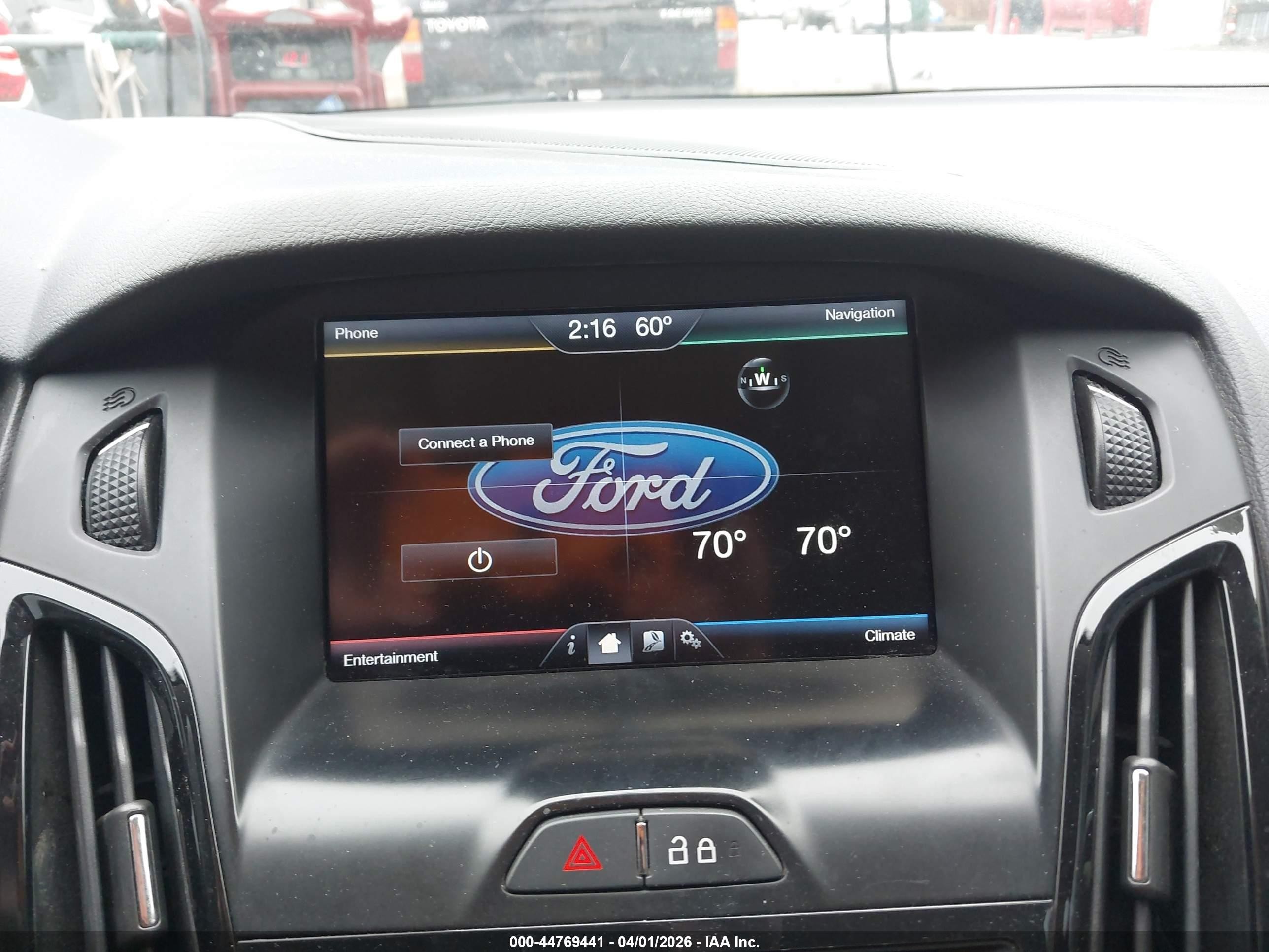 2013 Ford Focus Electric   Blue vin: 1FADP3R48DL360776