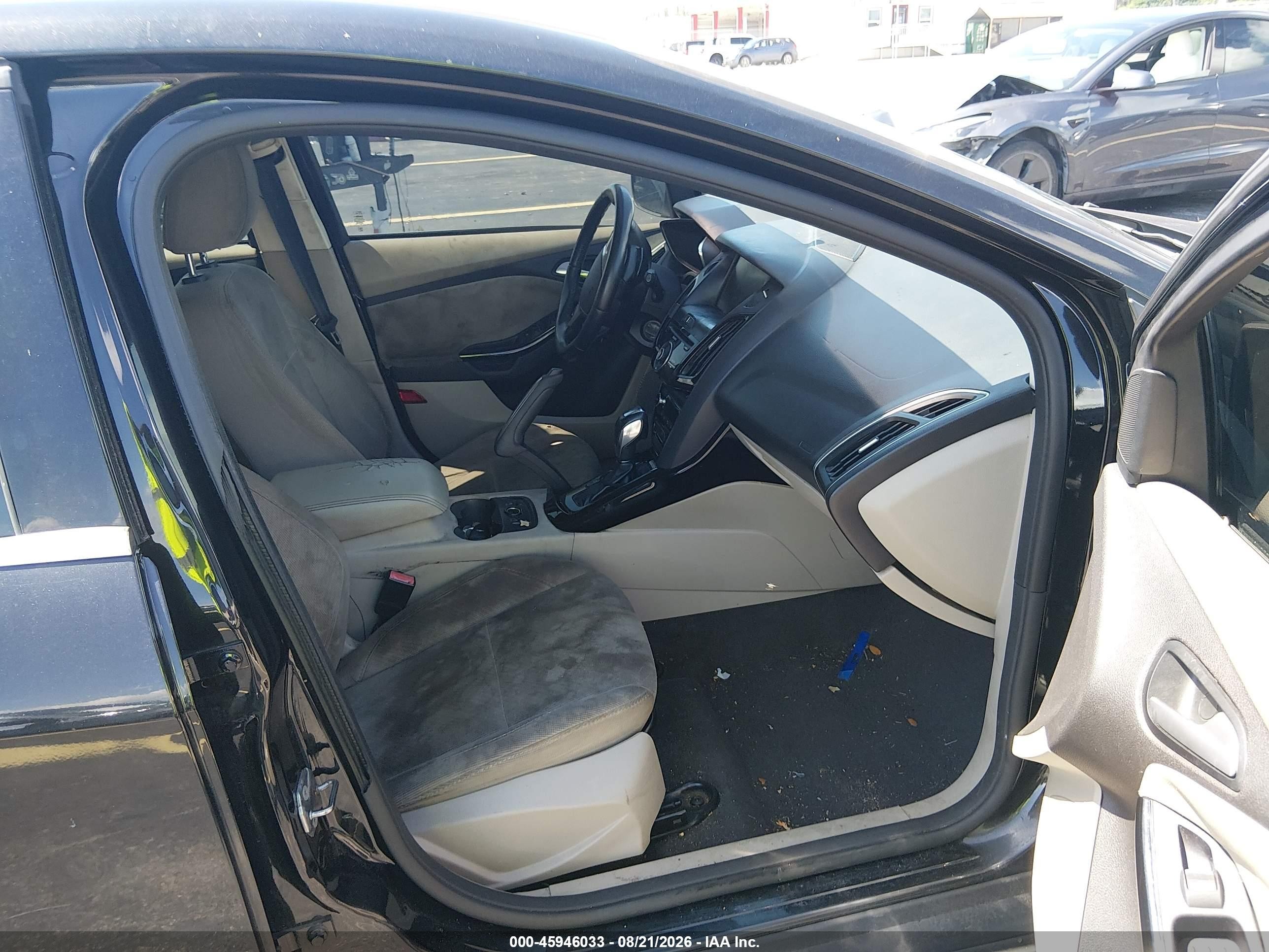 2013 Ford Focus Electric Black vin: 1FADP3R48DL305017