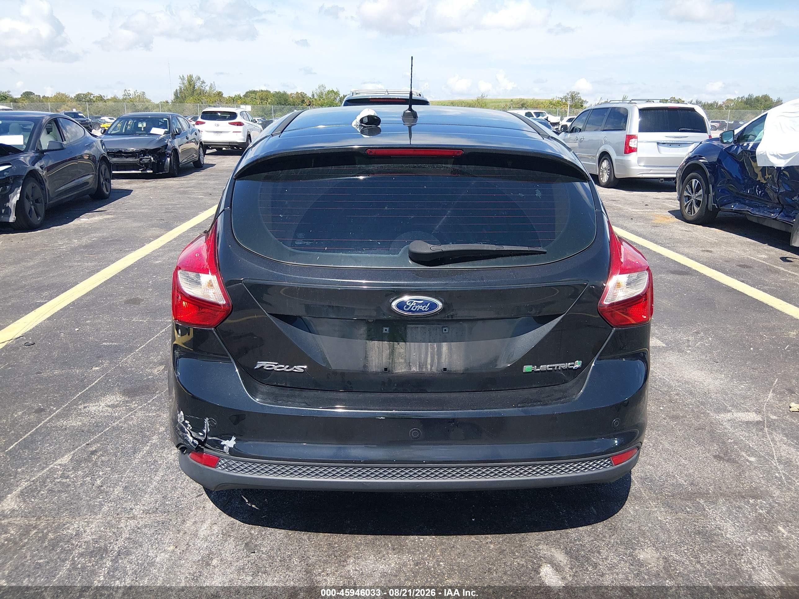 2013 Ford Focus Electric Black vin: 1FADP3R48DL305017