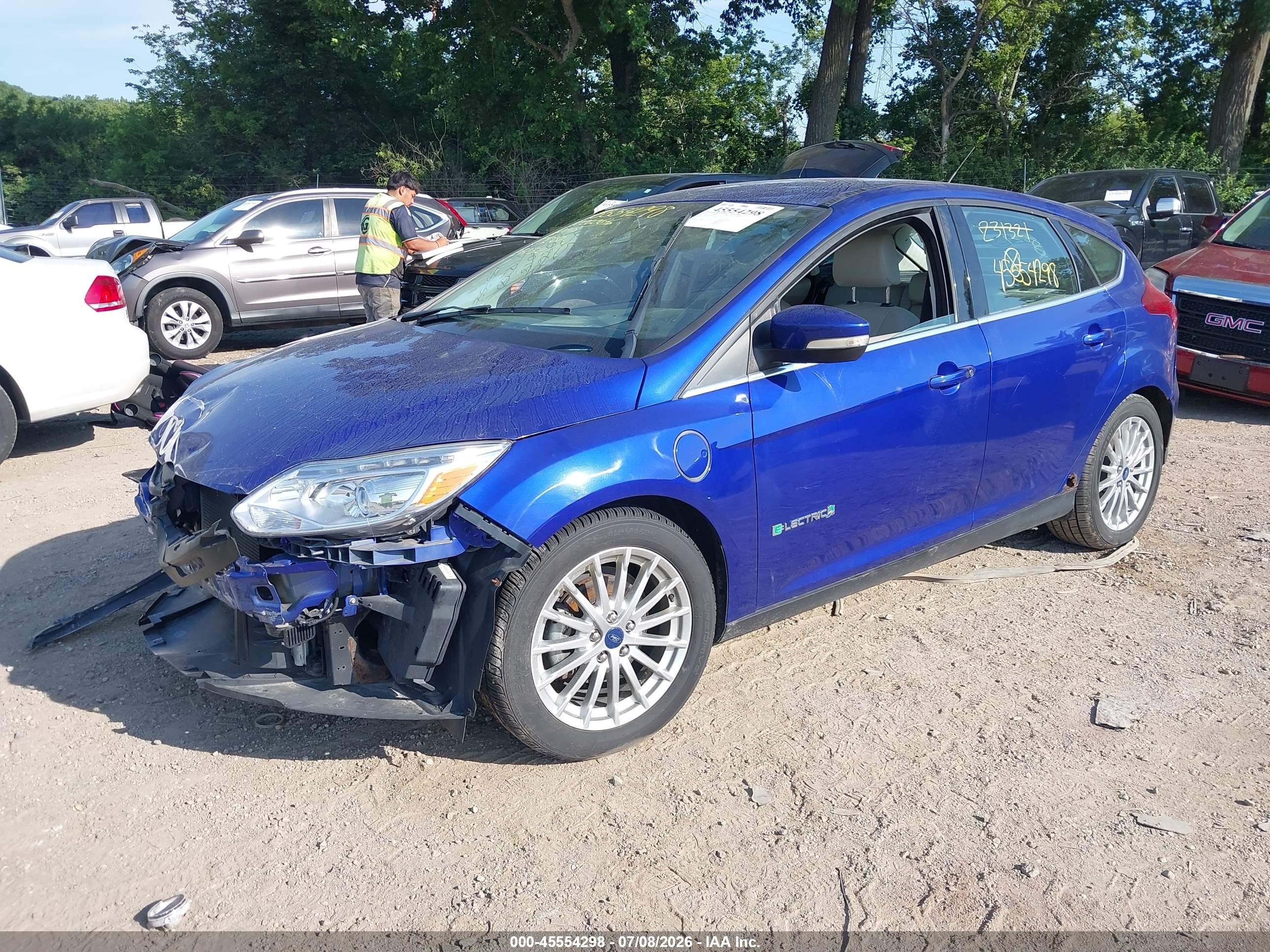 2015 Ford Focus Electric   Blue vin: 1FADP3R49FL231321